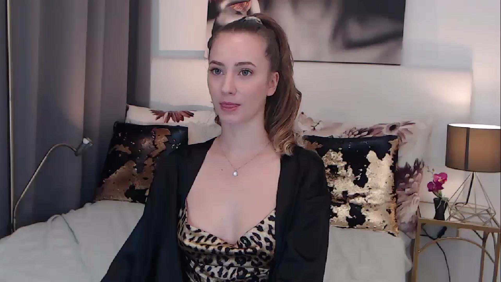 Gallery image thumbnail from BreeKanne's myfreecams stream on, 05/03/2024, 15:36 image 5 of 20