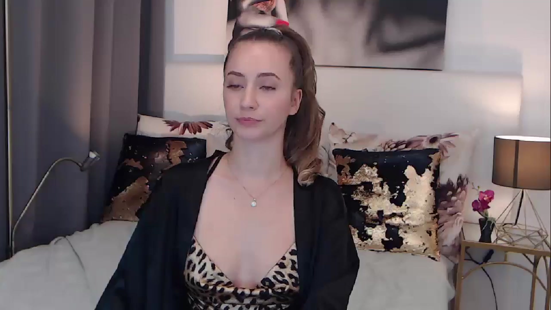 Gallery image thumbnail from BreeKanne's myfreecams stream on, 05/03/2024, 15:36 image 13 of 20