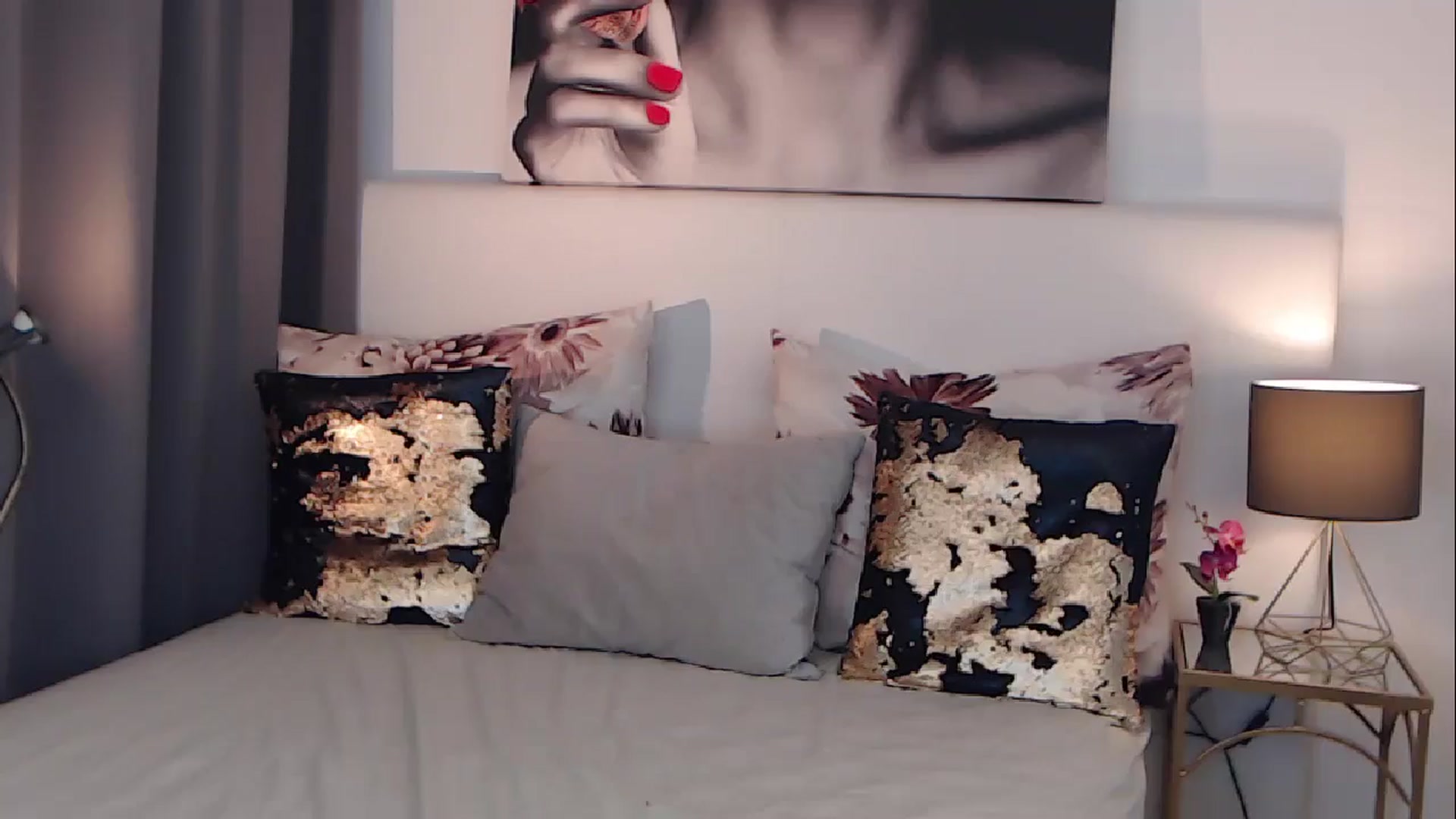 Gallery image thumbnail from BreeKanne's myfreecams stream on, 08/25/2024, 10:16 image 7 of 20
