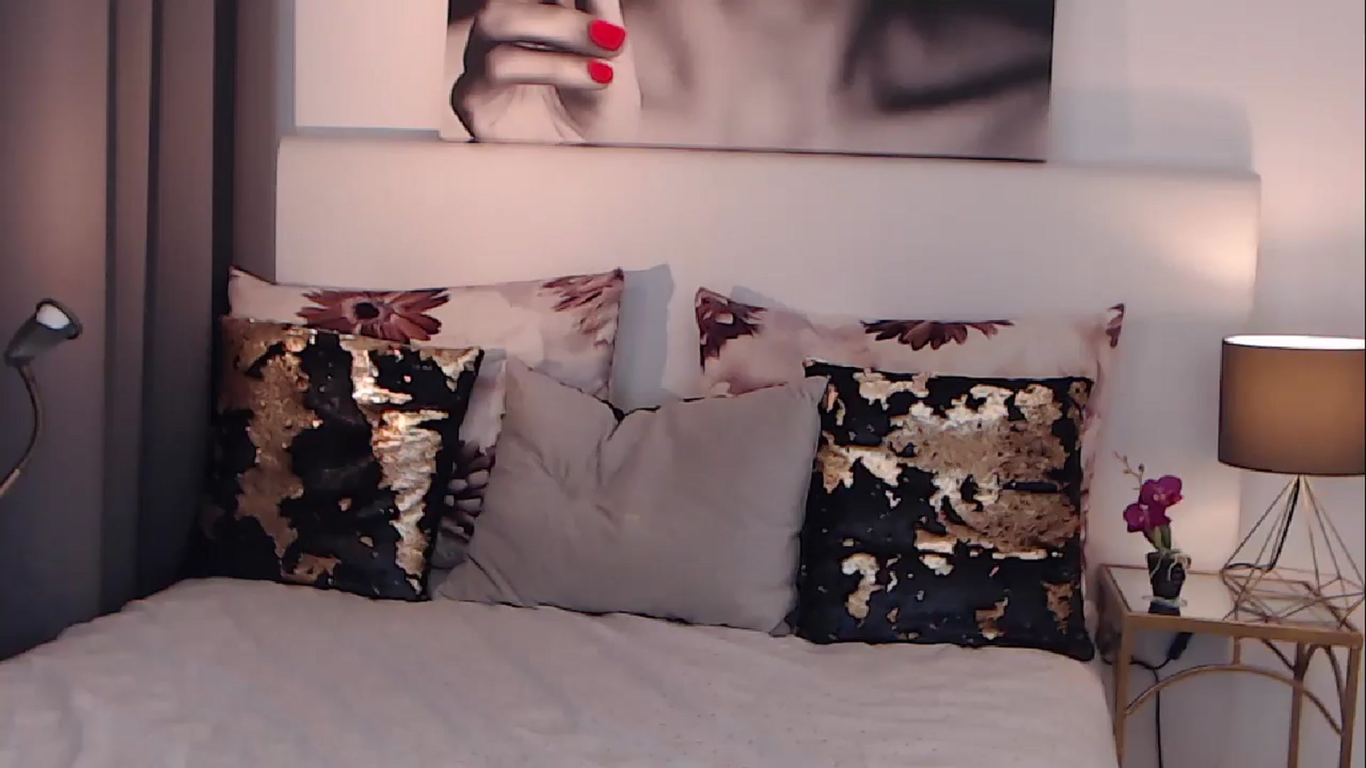 Gallery image thumbnail from BreeKanne's myfreecams stream on, 11/07/2024, 13:59 image 14 of 20