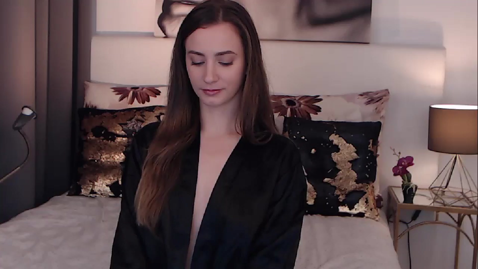 Gallery image thumbnail from BreeKanne's myfreecams stream on, 11/11/2024, 08:21 image 13 of 20