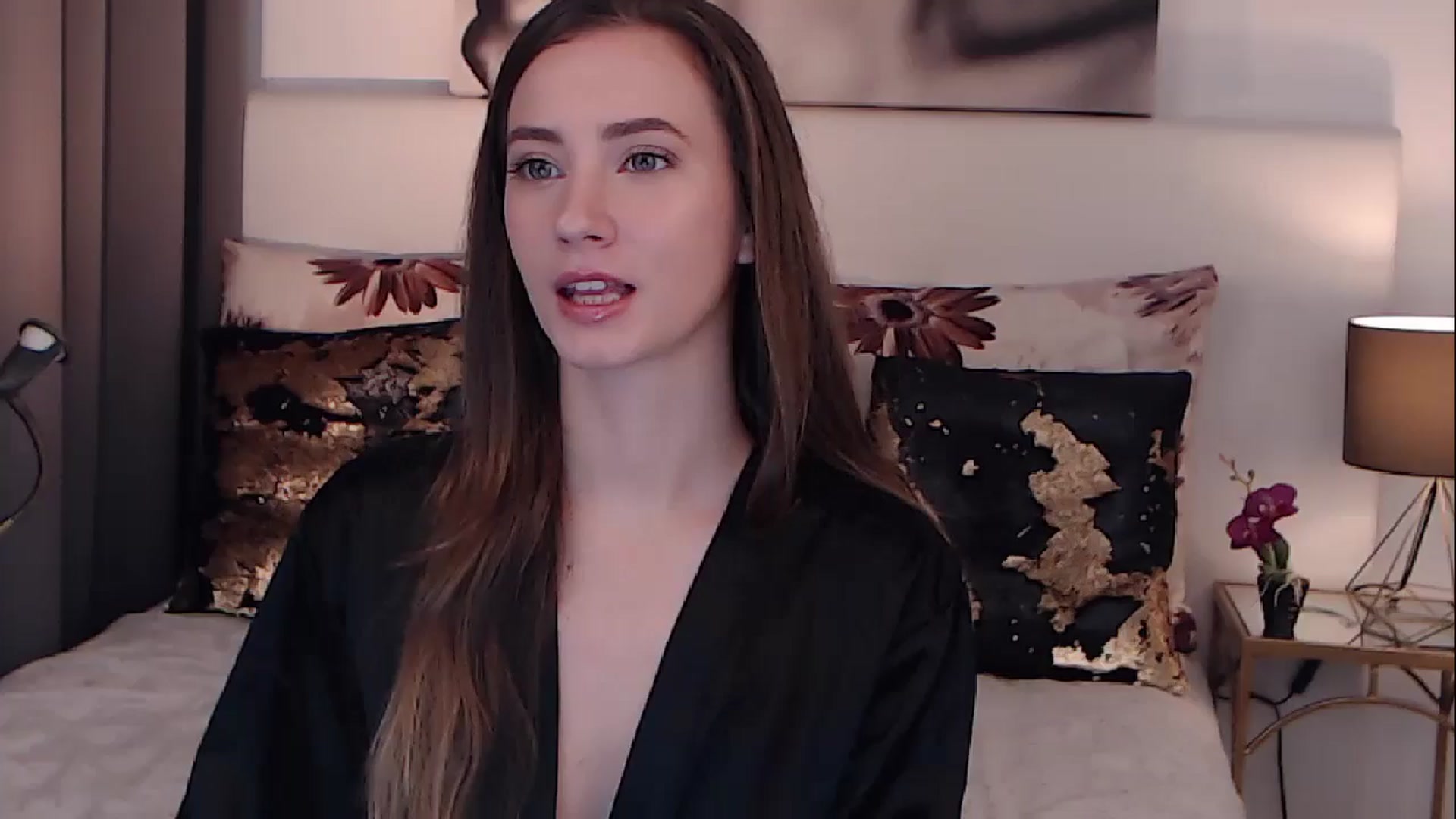 Gallery image thumbnail from BreeKanne's myfreecams stream on, 11/11/2024, 08:21 image 1 of 20