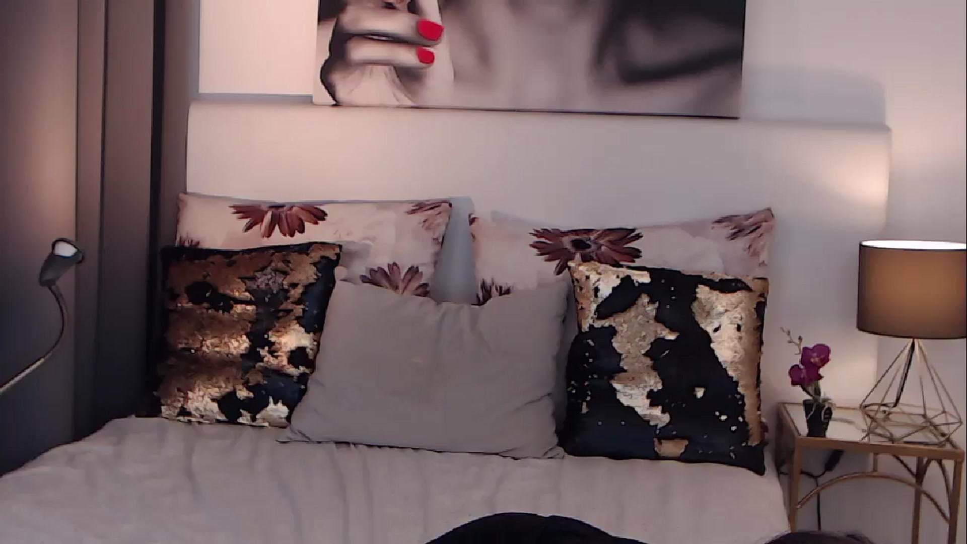 Gallery image thumbnail from BreeKanne's myfreecams stream on, 11/11/2024, 16:03 image 6 of 20