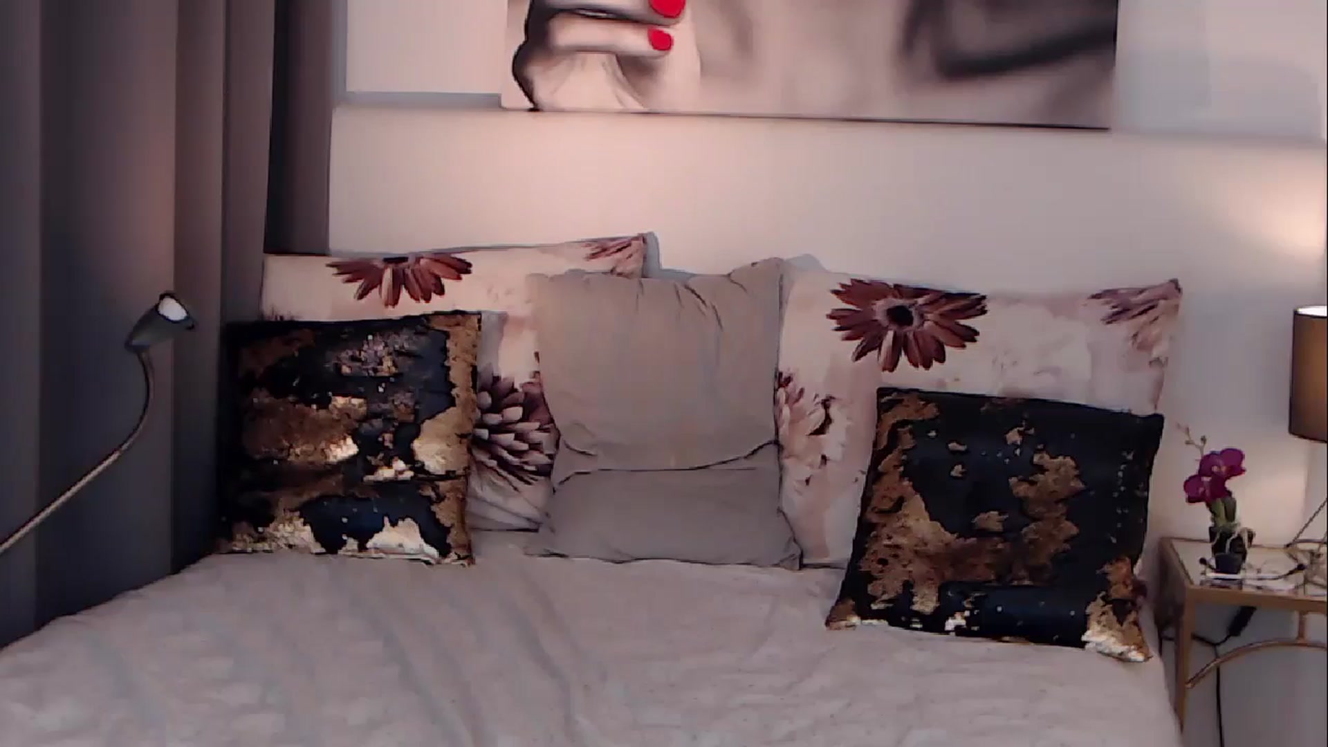 Gallery image thumbnail from BreeKanne's myfreecams stream on, 11/15/2024, 10:21 image 5 of 20