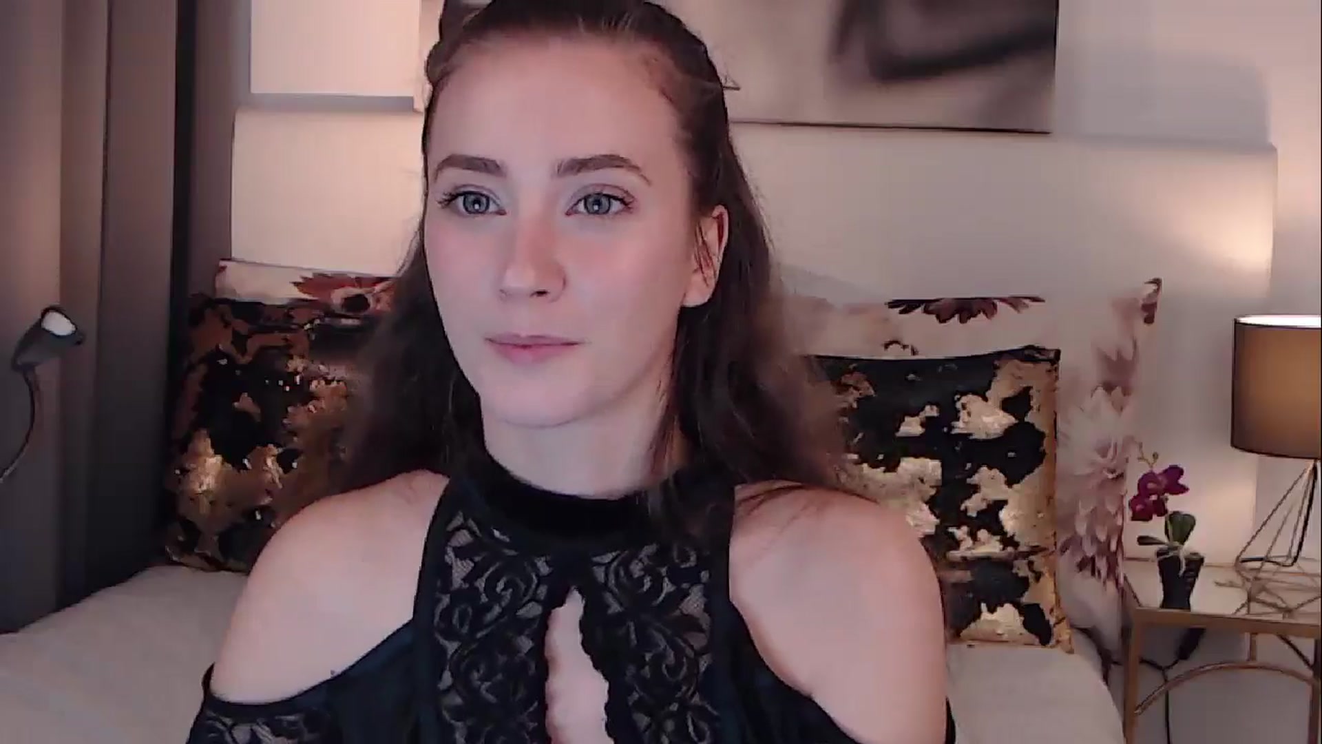Gallery image thumbnail from BreeKanne's myfreecams stream on, 11/19/2024, 19:26 image 17 of 20