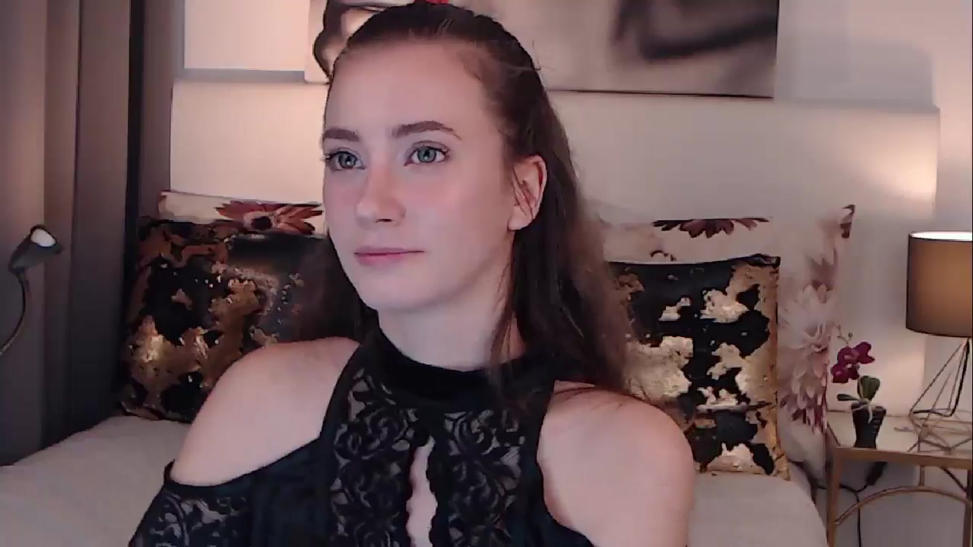 Gallery image thumbnail from BreeKanne's myfreecams stream on, 11/19/2024, 19:26 image 18 of 20