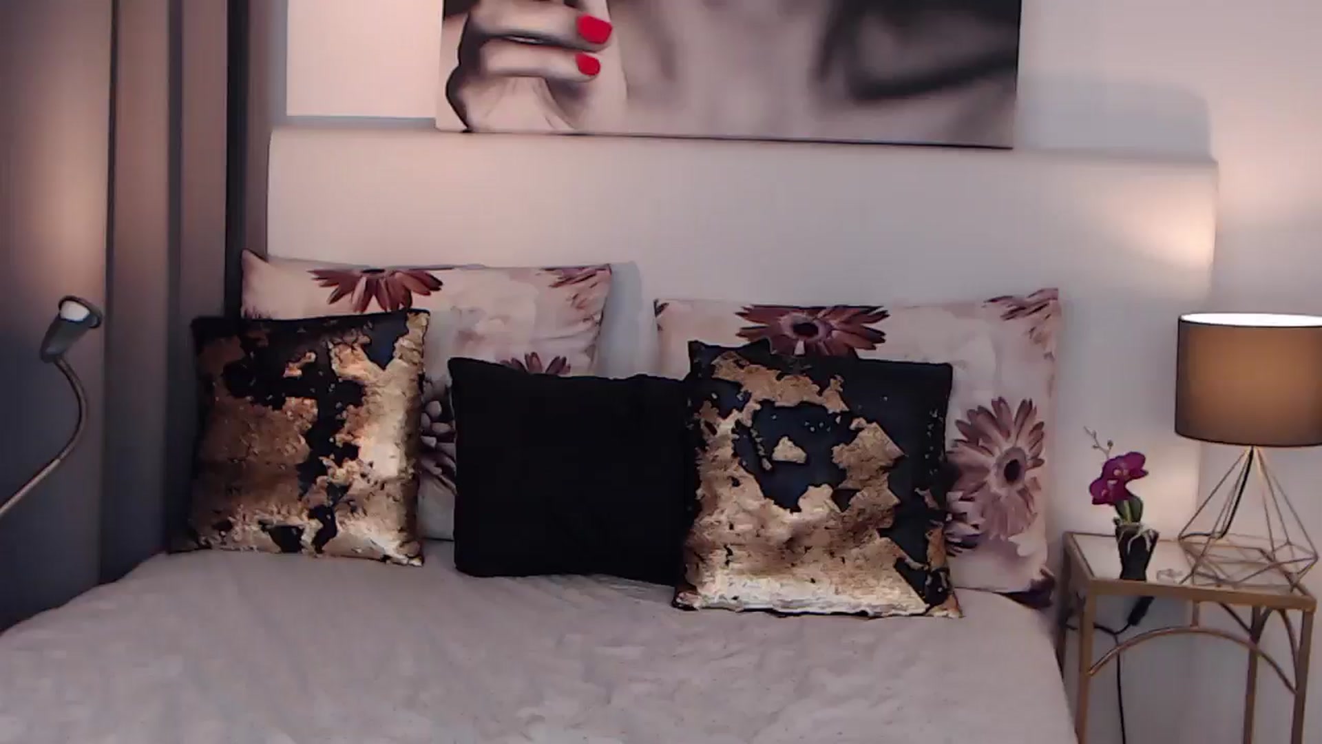 Gallery image thumbnail from BreeKanne's myfreecams stream on, 11/26/2024, 12:46 image 1 of 20