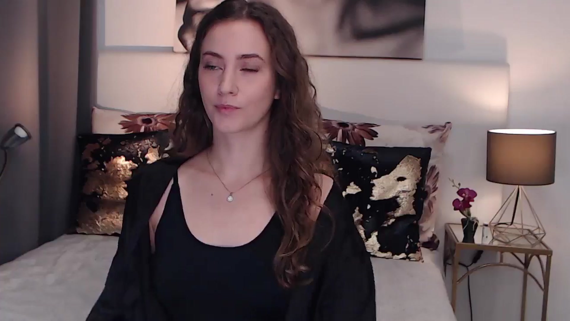 Gallery image thumbnail from BreeKanne's myfreecams stream on, 12/19/2024, 07:51 image 2 of 20