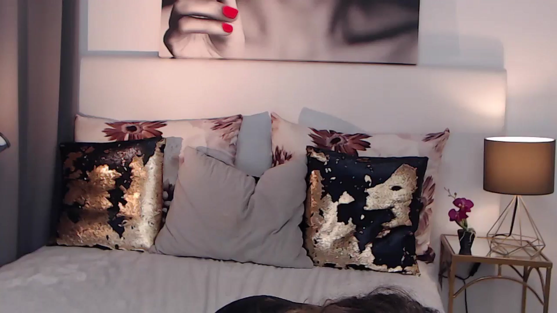Gallery image thumbnail from BreeKanne's myfreecams stream on, 12/19/2024, 09:38 image 16 of 20