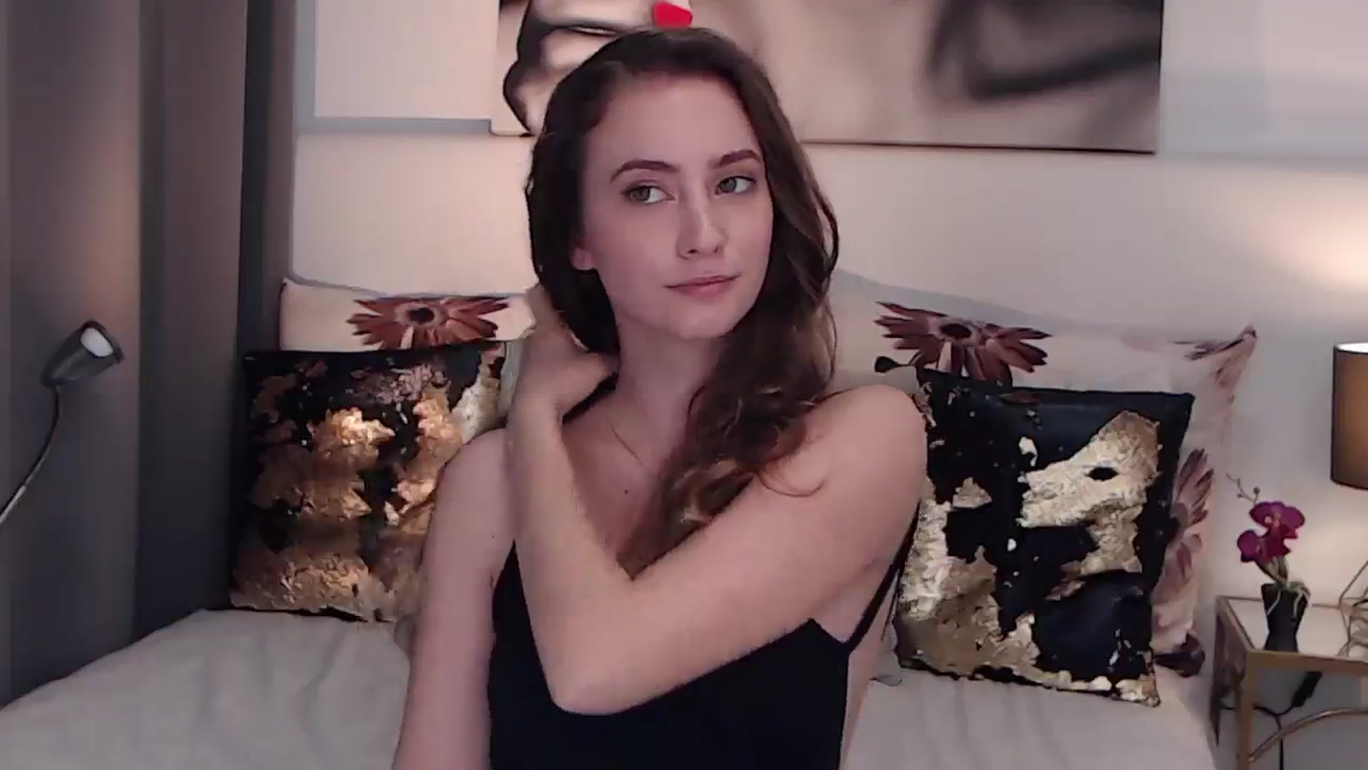 Gallery image thumbnail from BreeKanne's myfreecams stream on, 12/19/2024, 13:56 image 14 of 20