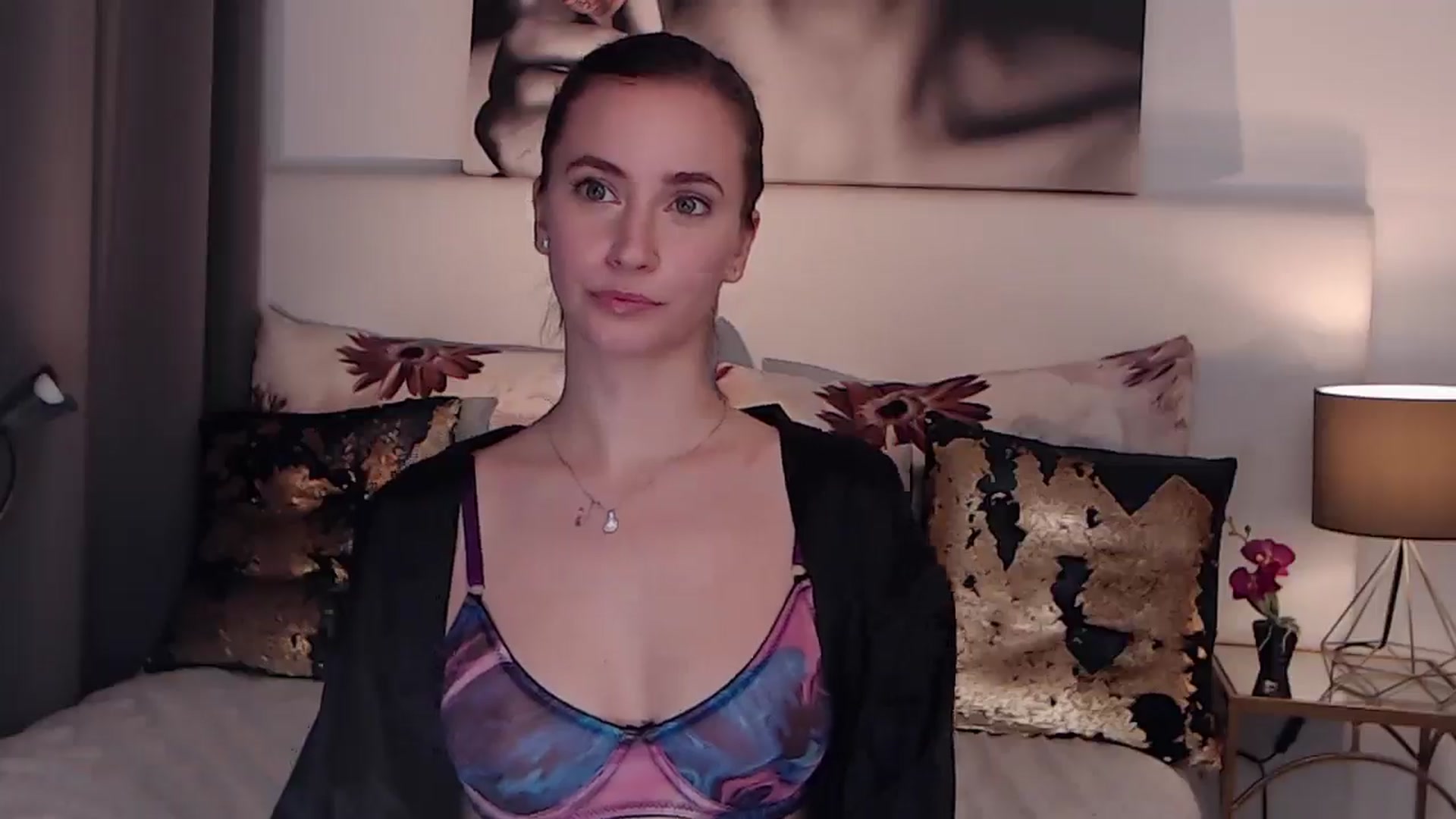 Gallery image thumbnail from BreeKanne's myfreecams stream on, 12/21/2024, 18:52 image 7 of 20