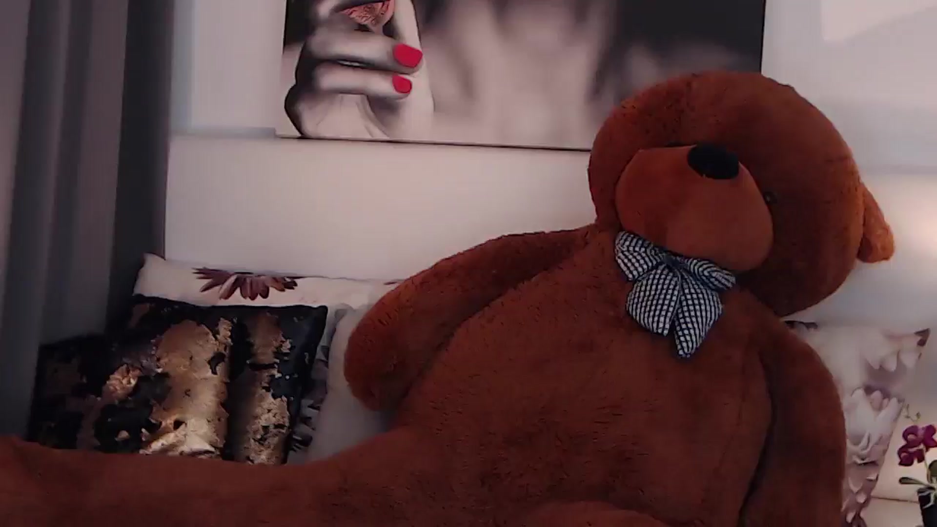 Gallery image thumbnail from BreeKanne's myfreecams stream on, 01/29/2025, 12:38 image 10 of 20