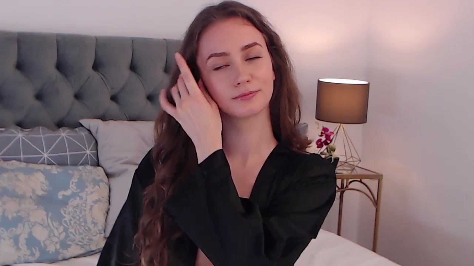 Gallery image thumbnail from BreeKanne's myfreecams stream on, 04/25/2025, 13:29 image 13 of 20