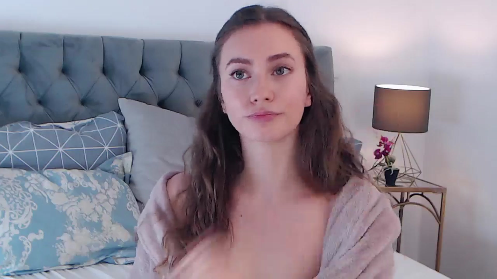 Gallery image thumbnail from BreeKanne's myfreecams stream on, 04/29/2025, 12:24 image 20 of 20