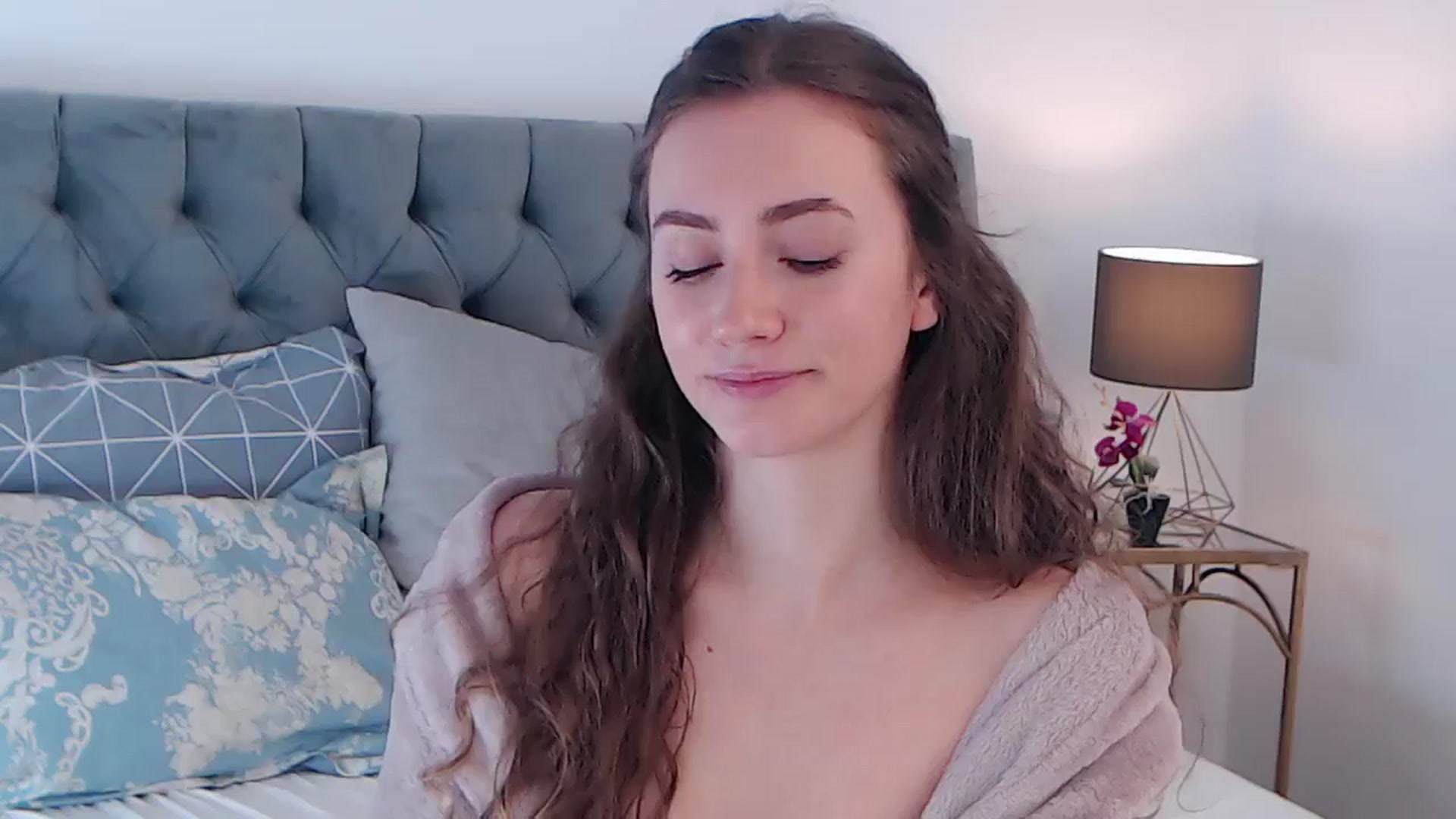 Gallery image thumbnail from BreeKanne's myfreecams stream on, 04/29/2025, 12:24 image 18 of 20