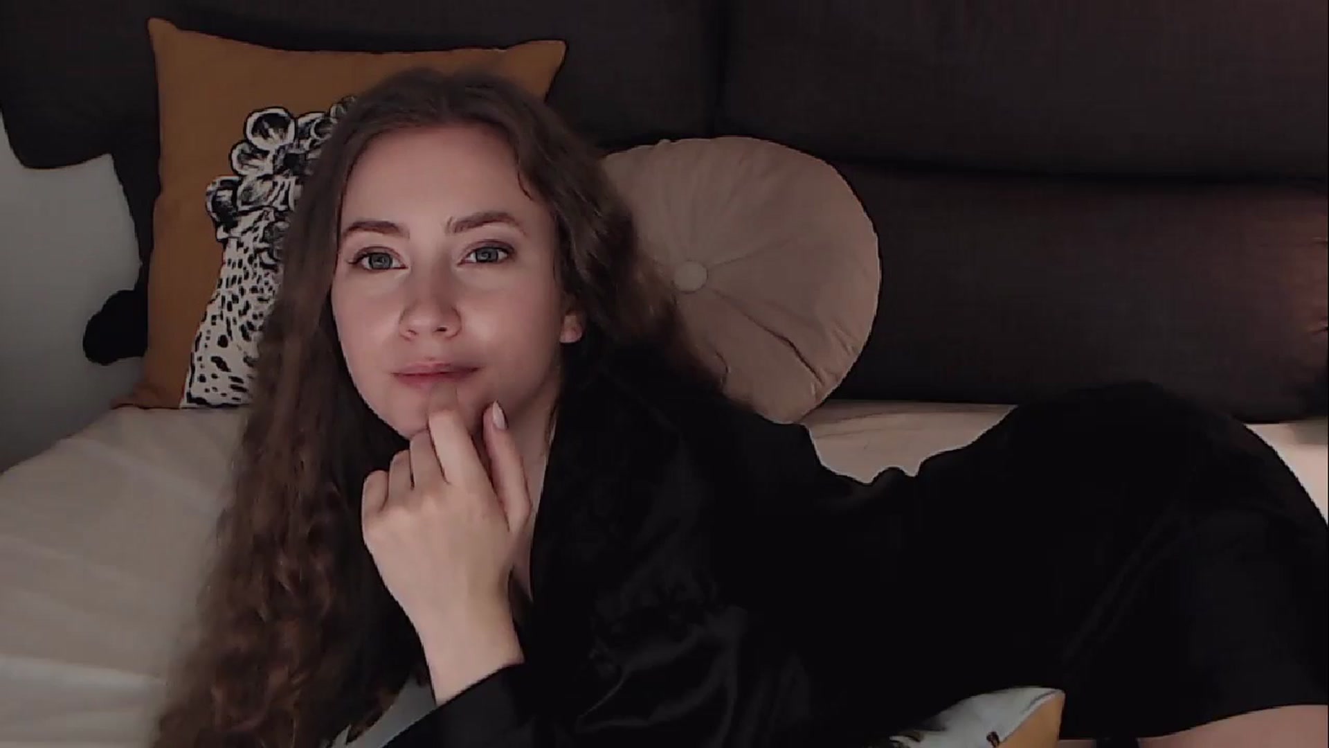 Gallery image thumbnail from BreeKanne's myfreecams stream on, 06/17/2025, 14:38 image 7 of 20