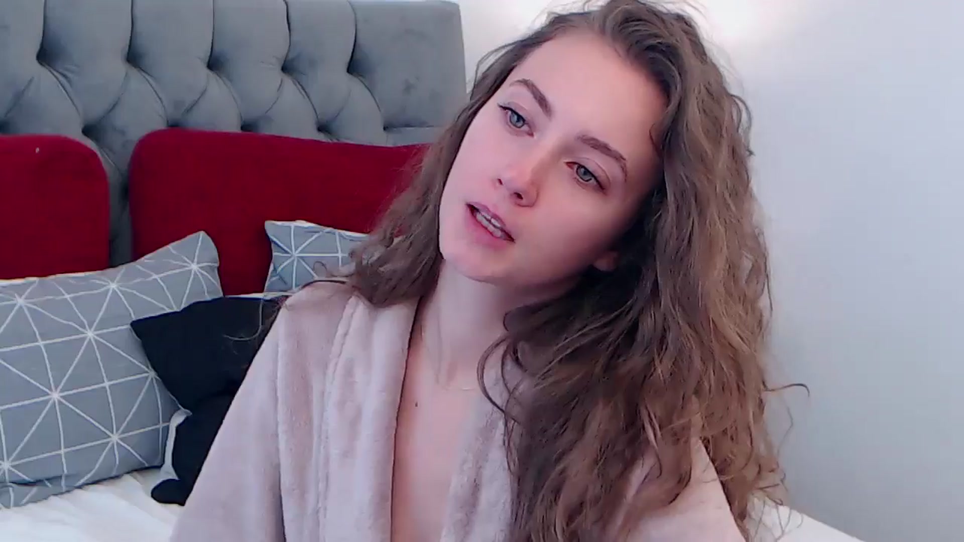 Gallery image thumbnail from BreeKanne's myfreecams stream on, 09/28/2025, 10:32 image 10 of 20