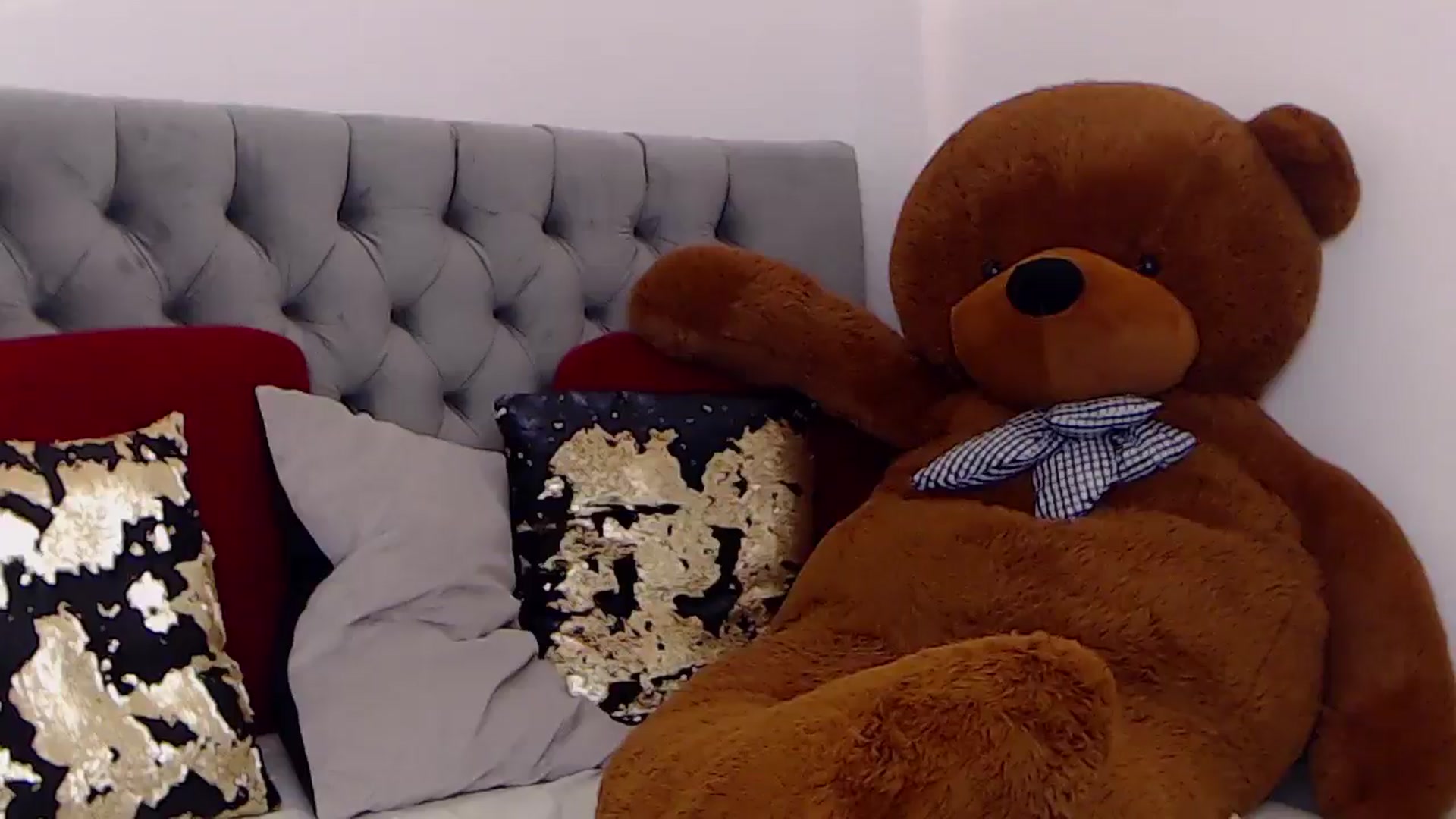 Gallery image thumbnail from BreeKanne's myfreecams stream on, 11/24/2025, 08:10 image 9 of 20