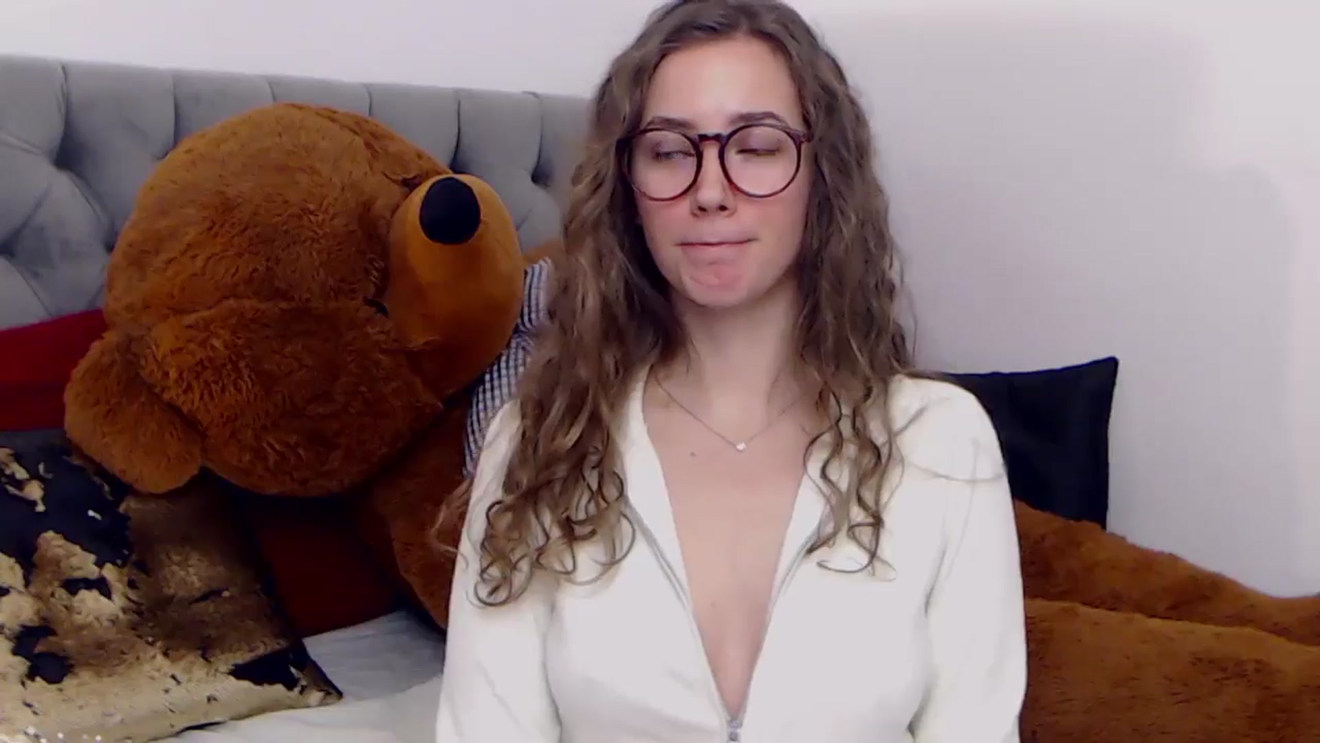 Gallery image thumbnail from BreeKanne's myfreecams stream on, 12/09/2025, 13:05 image 3 of 20
