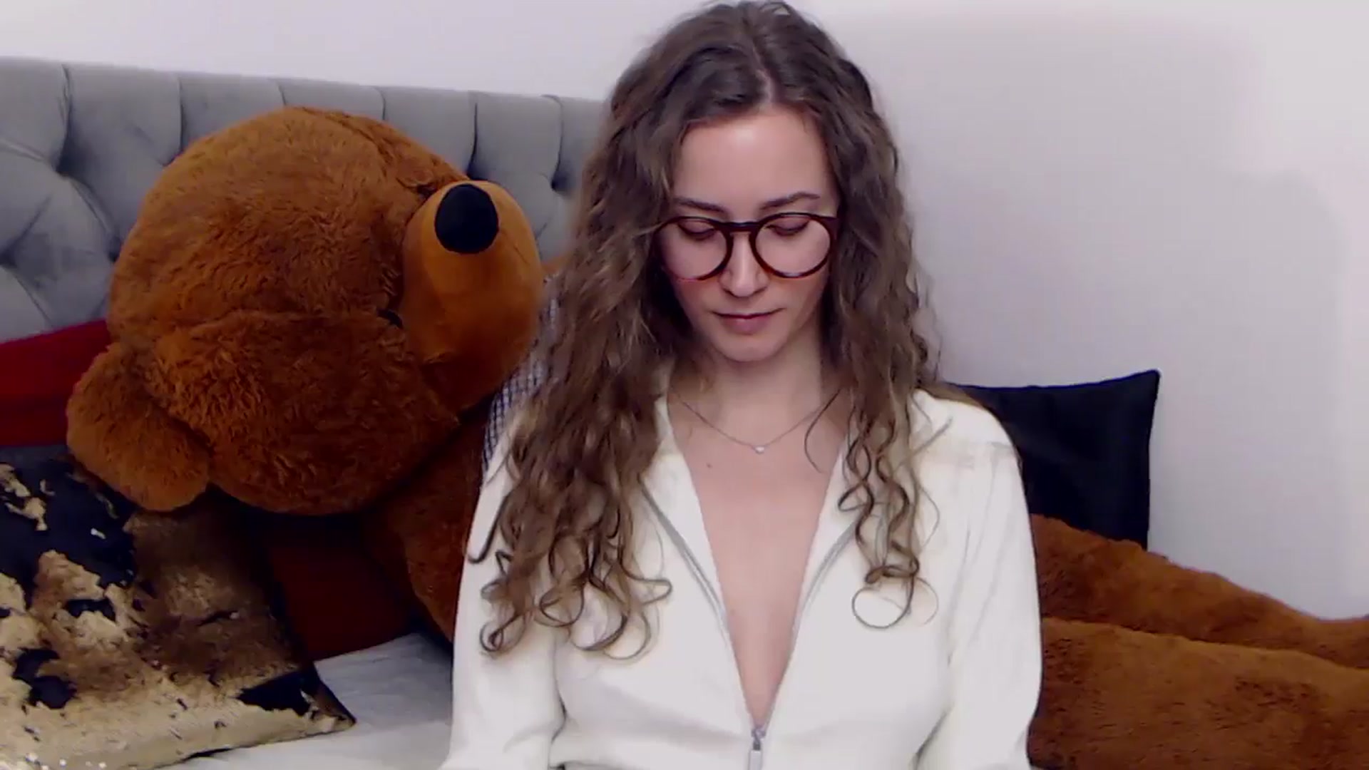 Gallery image thumbnail from BreeKanne's myfreecams stream on, 12/09/2025, 13:05 image 12 of 20