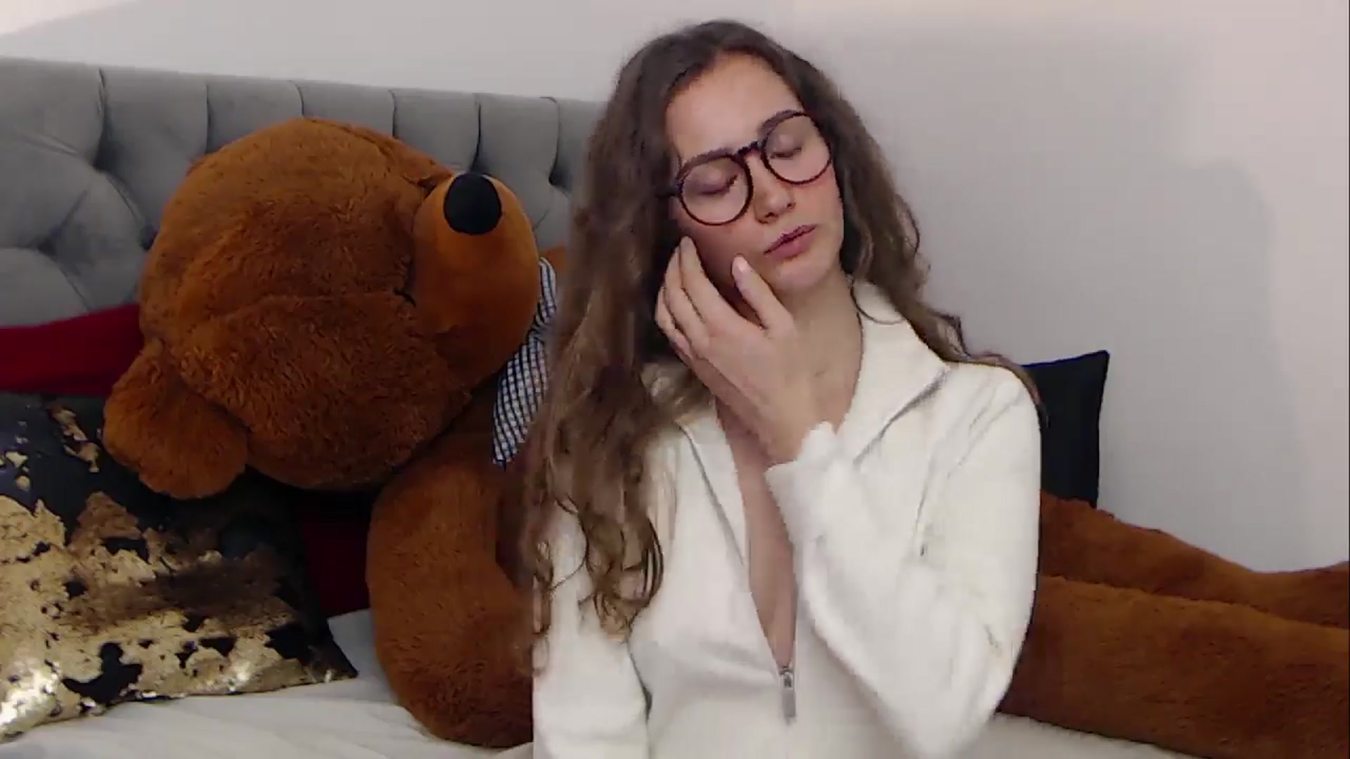 Gallery image thumbnail from BreeKanne's myfreecams stream on, 12/10/2025, 10:32 image 17 of 20