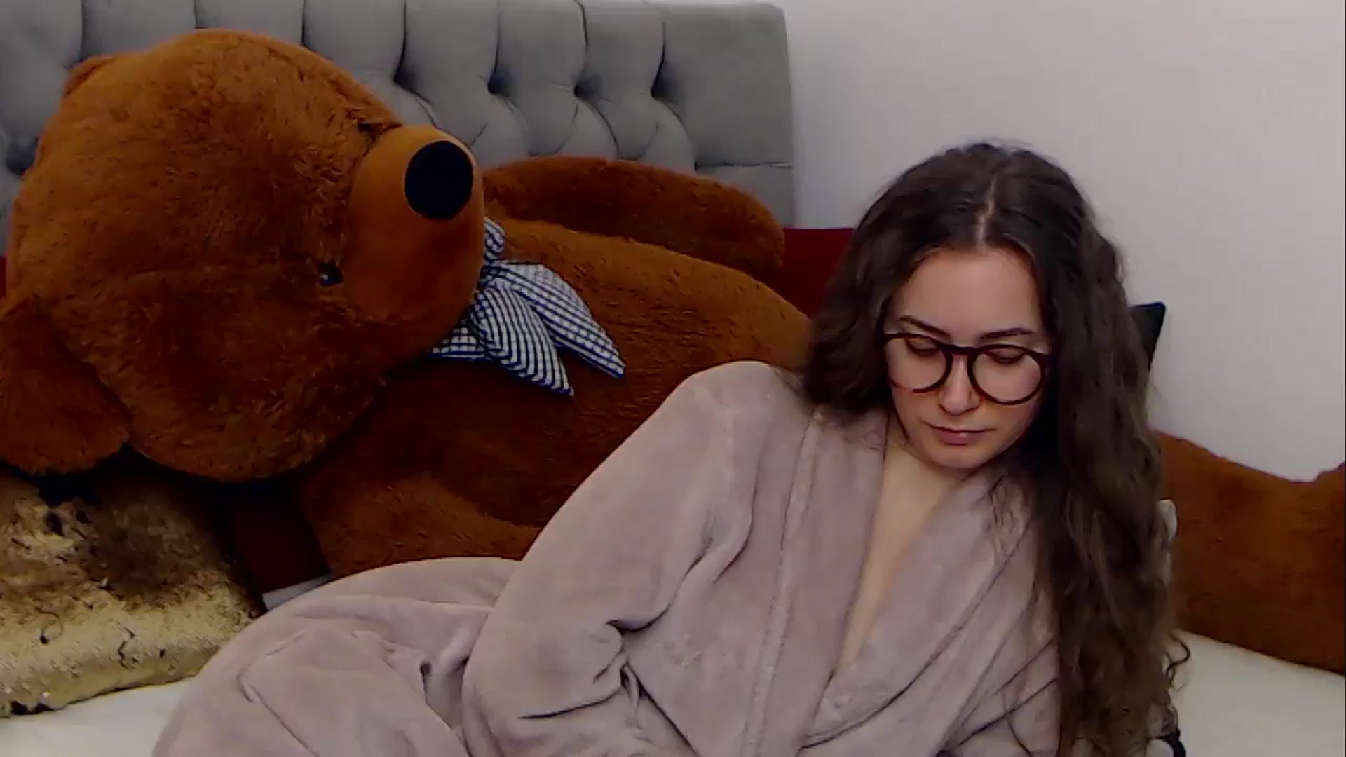 Gallery image thumbnail from BreeKanne's myfreecams stream on, 12/29/2025, 09:29 image 6 of 20