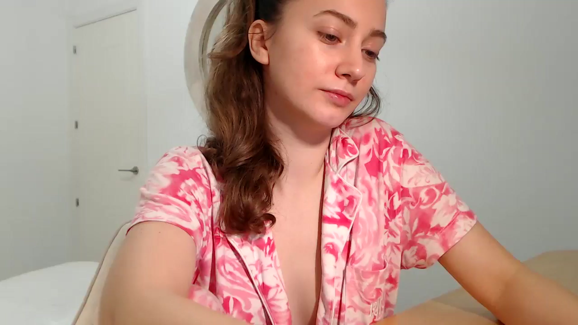 Gallery image thumbnail from BreeKanne's myfreecams stream on, 01/27/2026, 08:52 image 6 of 20