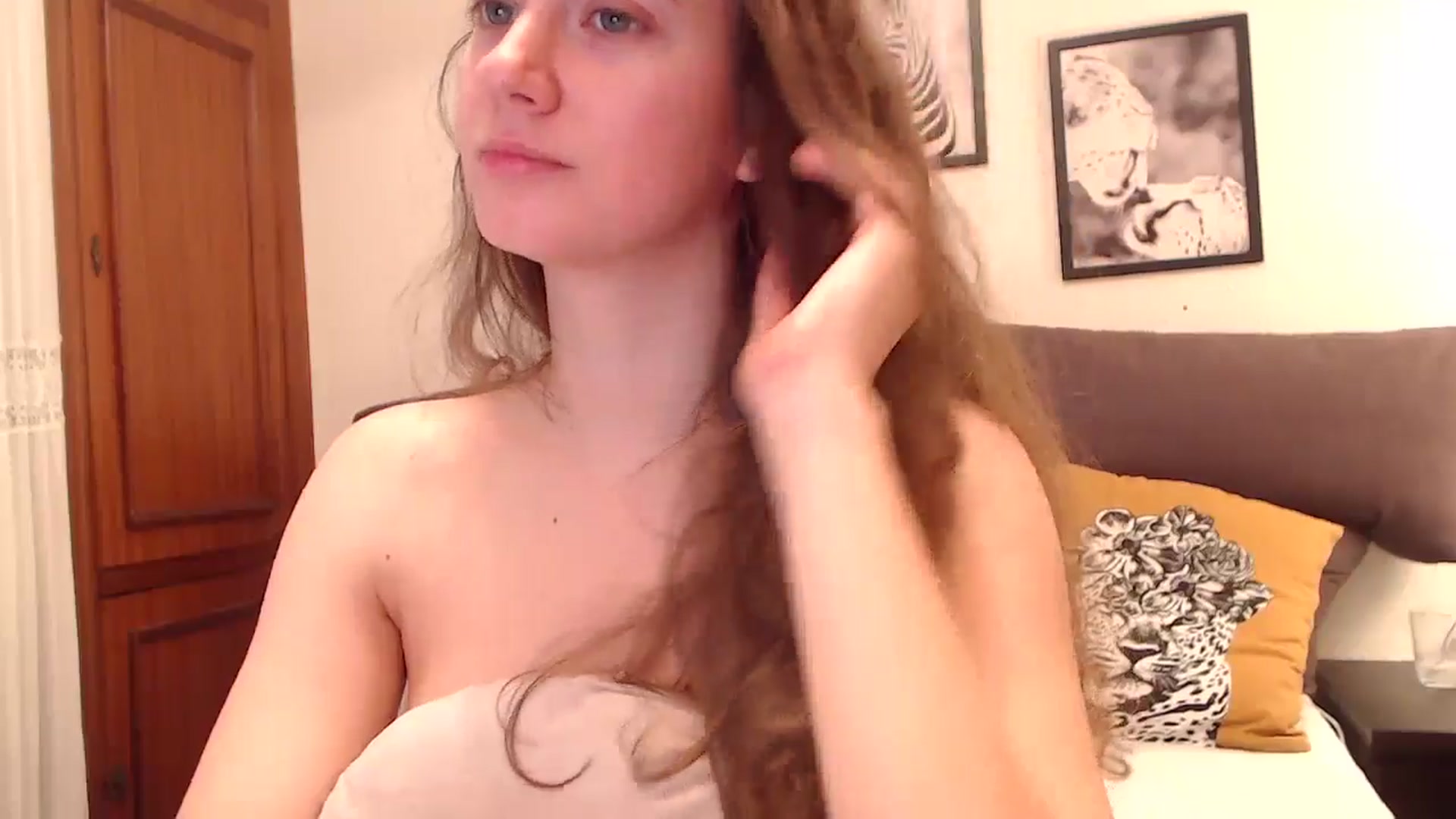 Gallery image thumbnail from BreeKanne's myfreecams stream on, 02/03/2026, 09:46 image 17 of 20