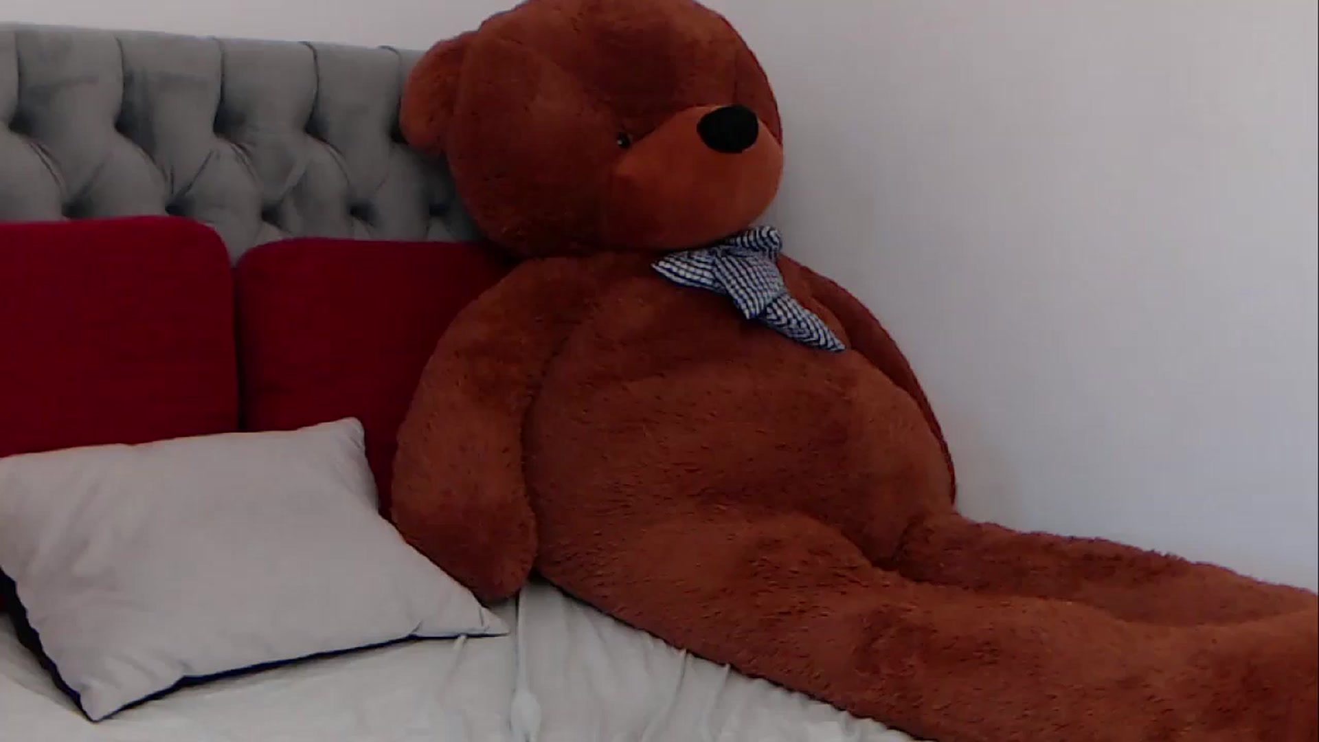 Gallery image thumbnail from BreeKanne's myfreecams stream on, 04/07/2026, 06:33 image 16 of 20