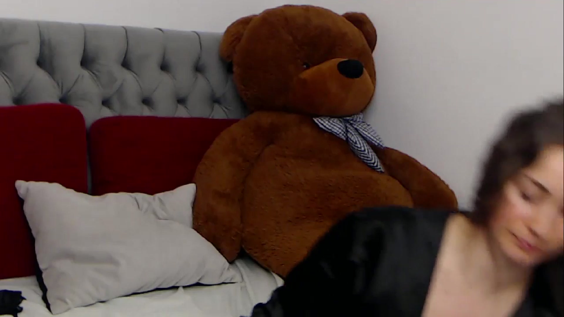 Gallery image thumbnail from BreeKanne's myfreecams stream on, 04/15/2026, 18:43 image 12 of 20