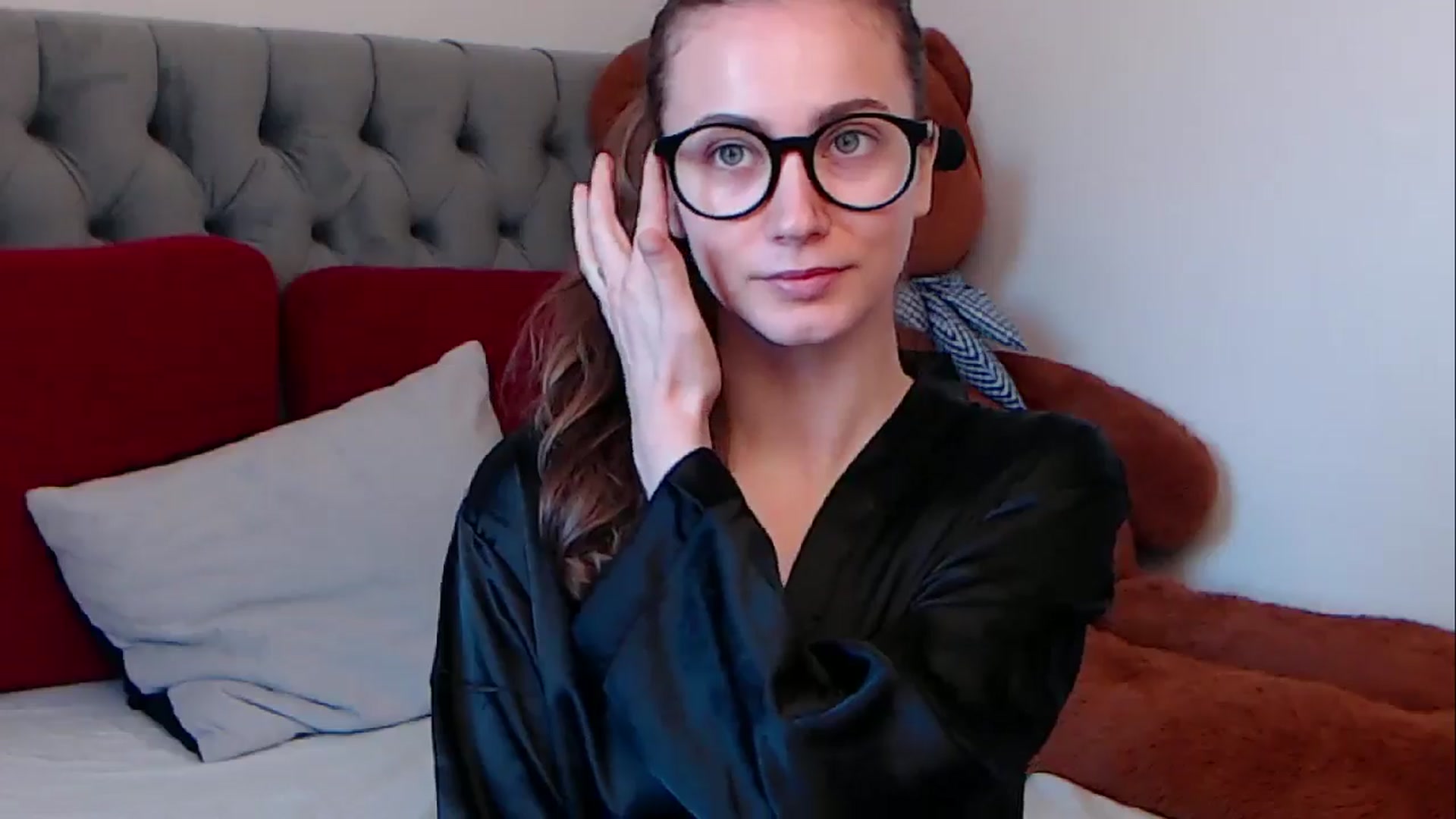 Gallery image thumbnail from BreeKanne's myfreecams stream on, 04/19/2026, 08:09 image 2 of 20