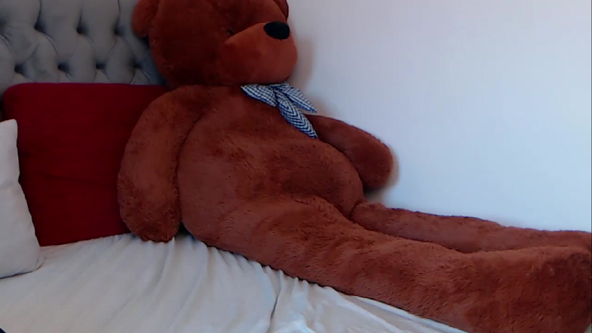Gallery image thumbnail from BreeKanne's myfreecams stream on, 04/20/2026, 08:19 image 17 of 20
