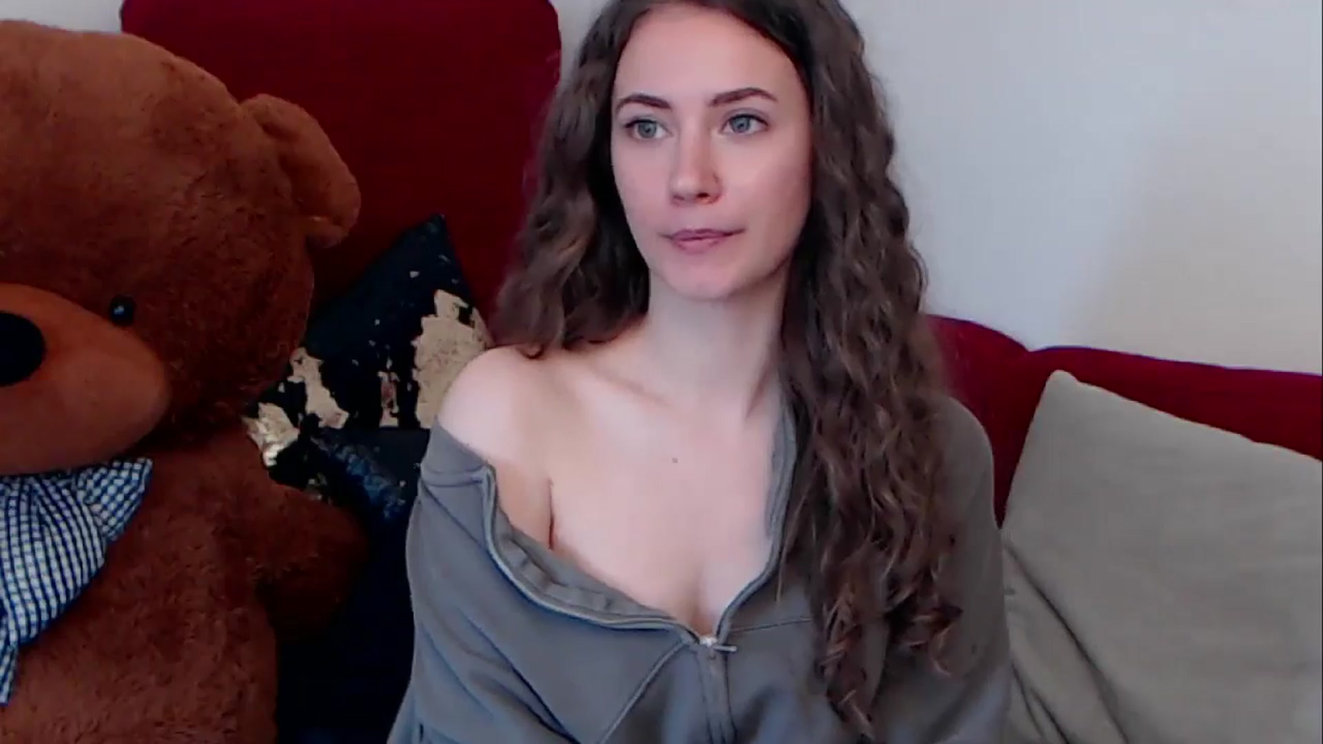 Gallery image thumbnail from BreeKanne's myfreecams stream on, 04/28/2026, 10:54 image 18 of 20