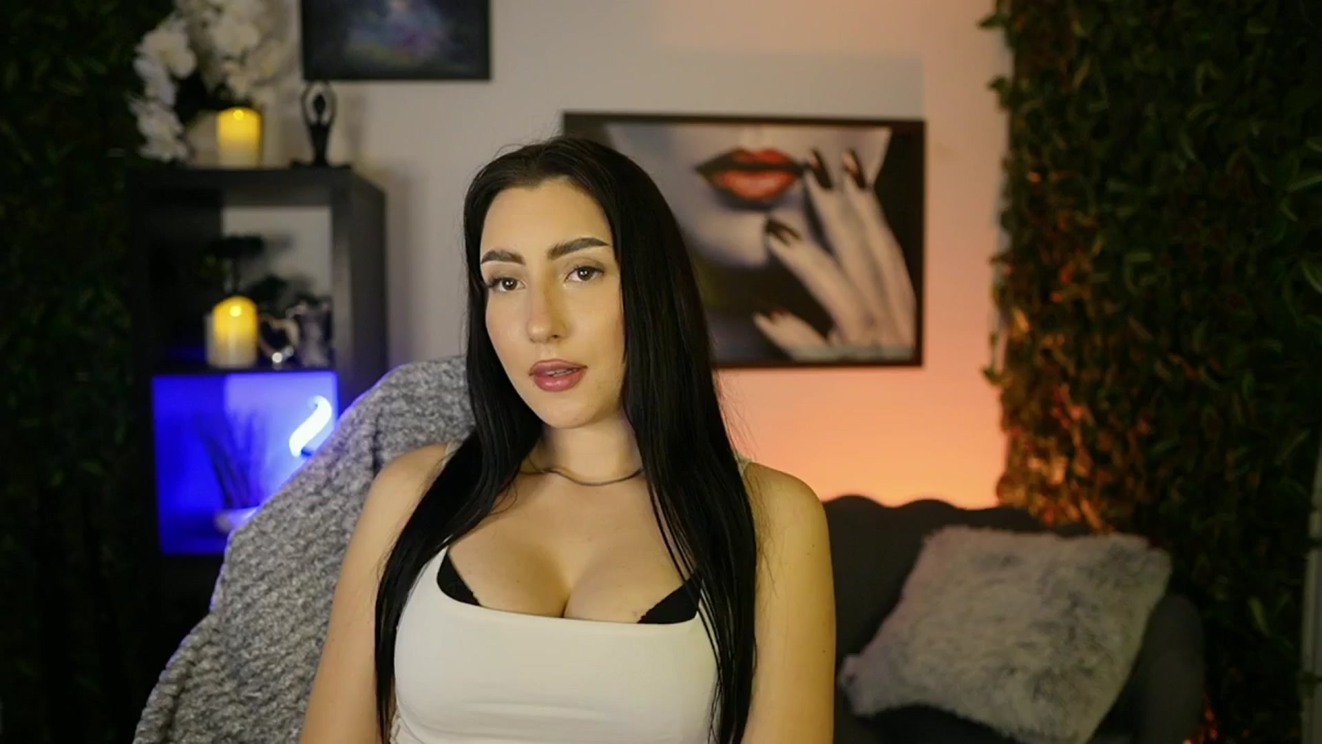 Gallery image thumbnail from Bree_Morgan's myfreecams stream on, 06/02/2025, 18:04 image 5 of 20