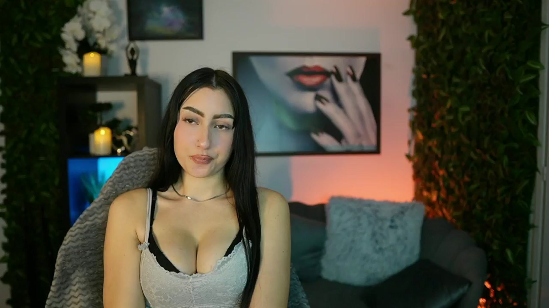 Gallery image thumbnail from Bree_Morgan's myfreecams stream on, 06/07/2025, 17:33 image 15 of 20