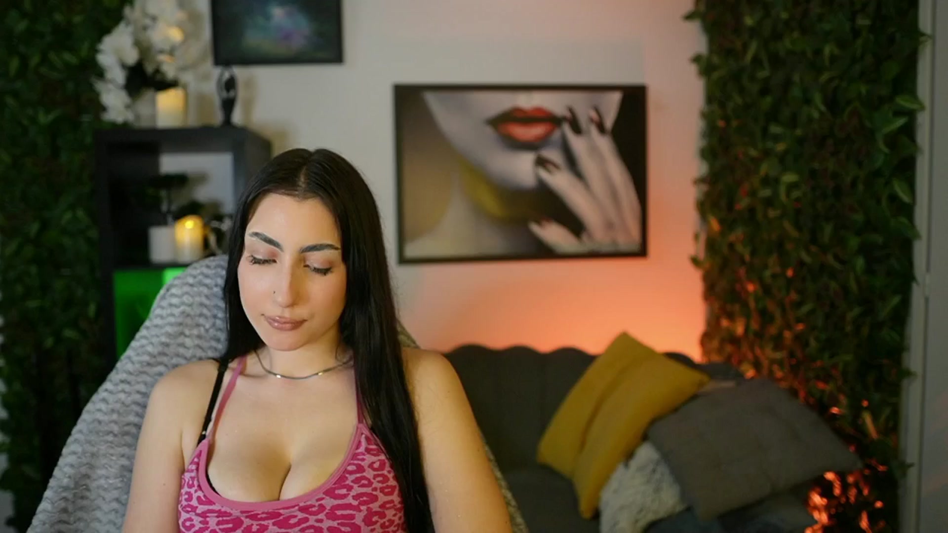 Gallery image thumbnail from Bree_Morgan's myfreecams stream on, 06/12/2025, 12:08 image 12 of 20