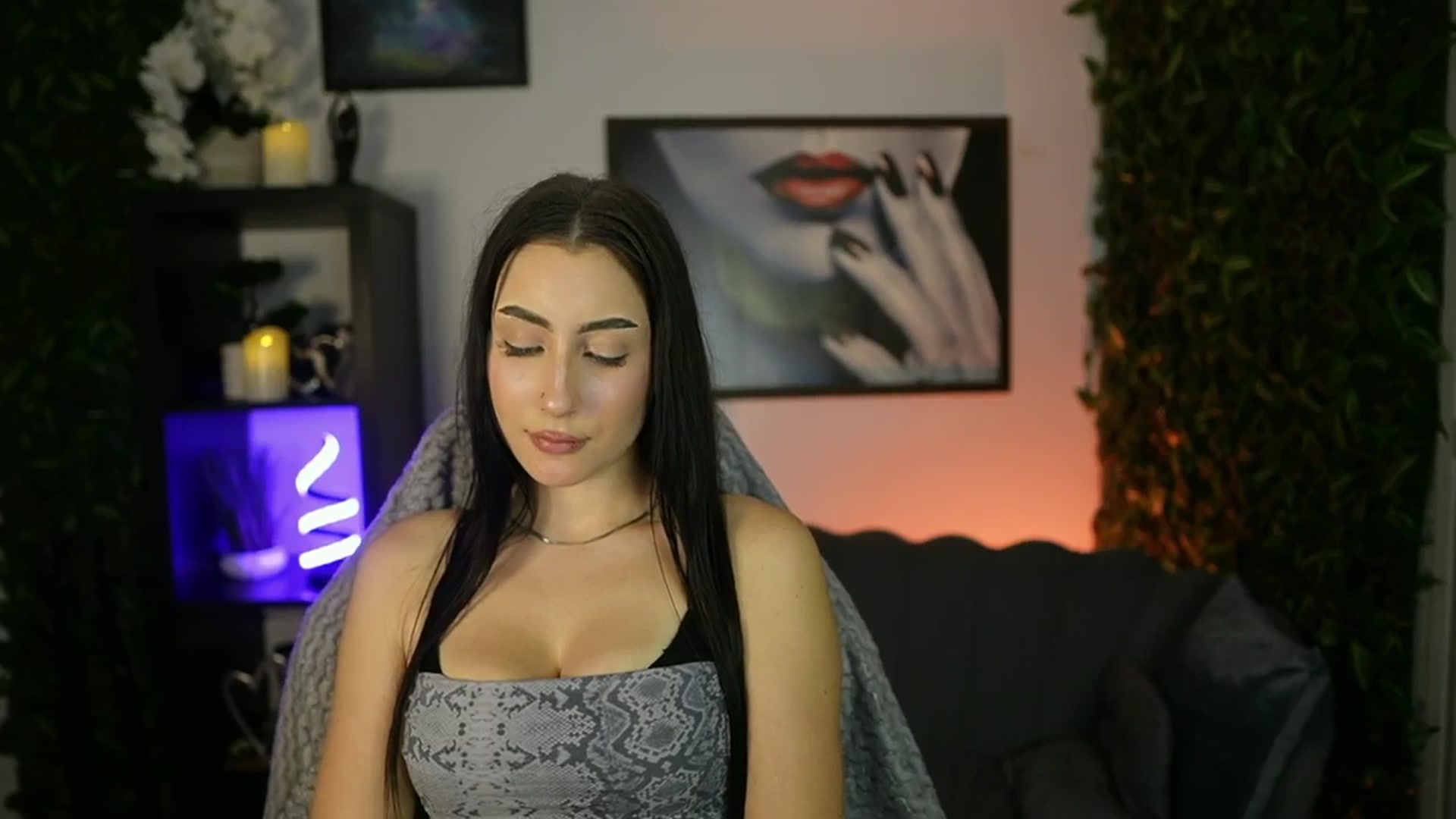 Gallery image thumbnail from Bree_Morgan's myfreecams stream on, 06/15/2025, 17:02 image 18 of 20