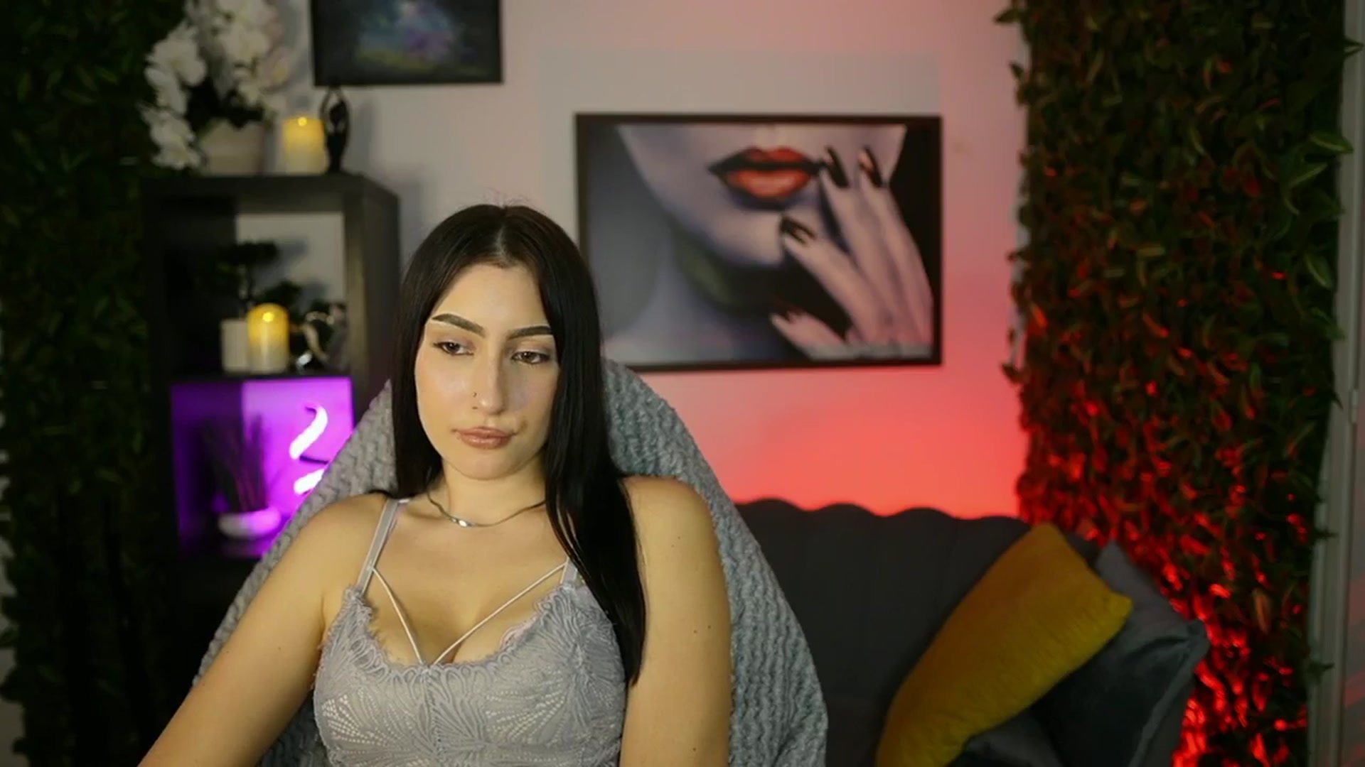 Gallery image thumbnail from Bree_Morgan's myfreecams stream on, 06/19/2025, 17:33 image 13 of 20