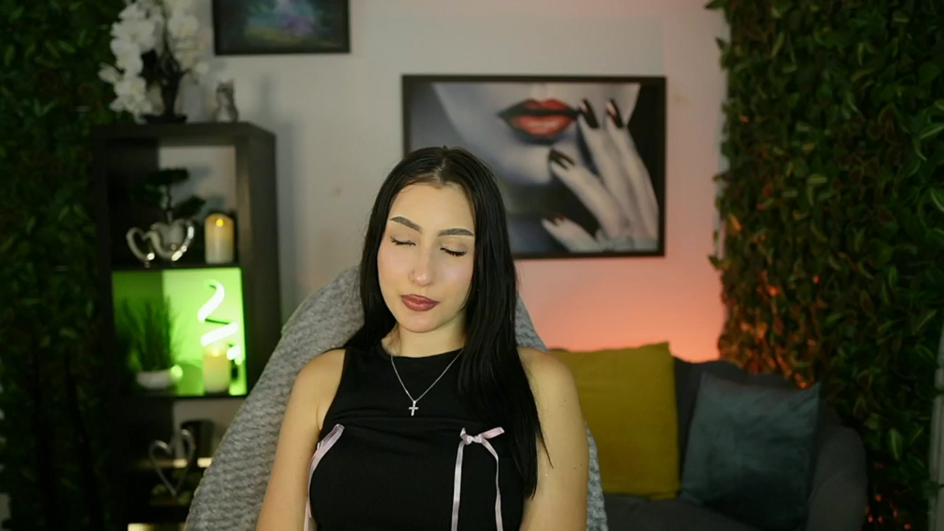 Gallery image thumbnail from Bree_Morgan's myfreecams stream on, 06/24/2025, 15:10 image 3 of 20
