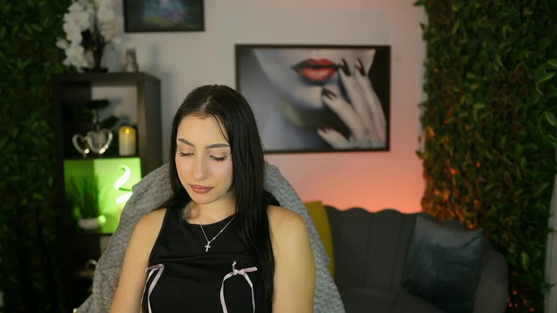 Gallery image thumbnail from Bree_Morgan's myfreecams stream on, 06/24/2025, 15:58 image 17 of 20