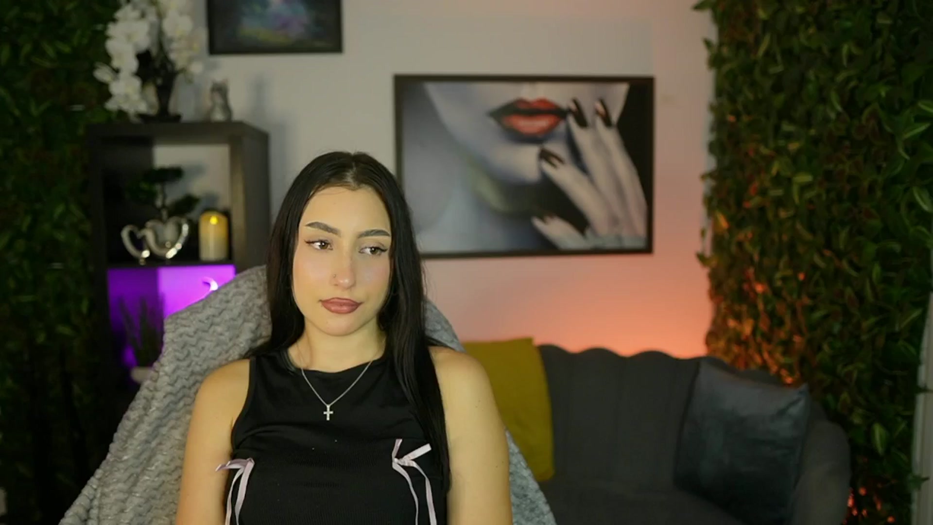 Gallery image thumbnail from Bree_Morgan's myfreecams stream on, 06/24/2025, 17:38 image 14 of 20