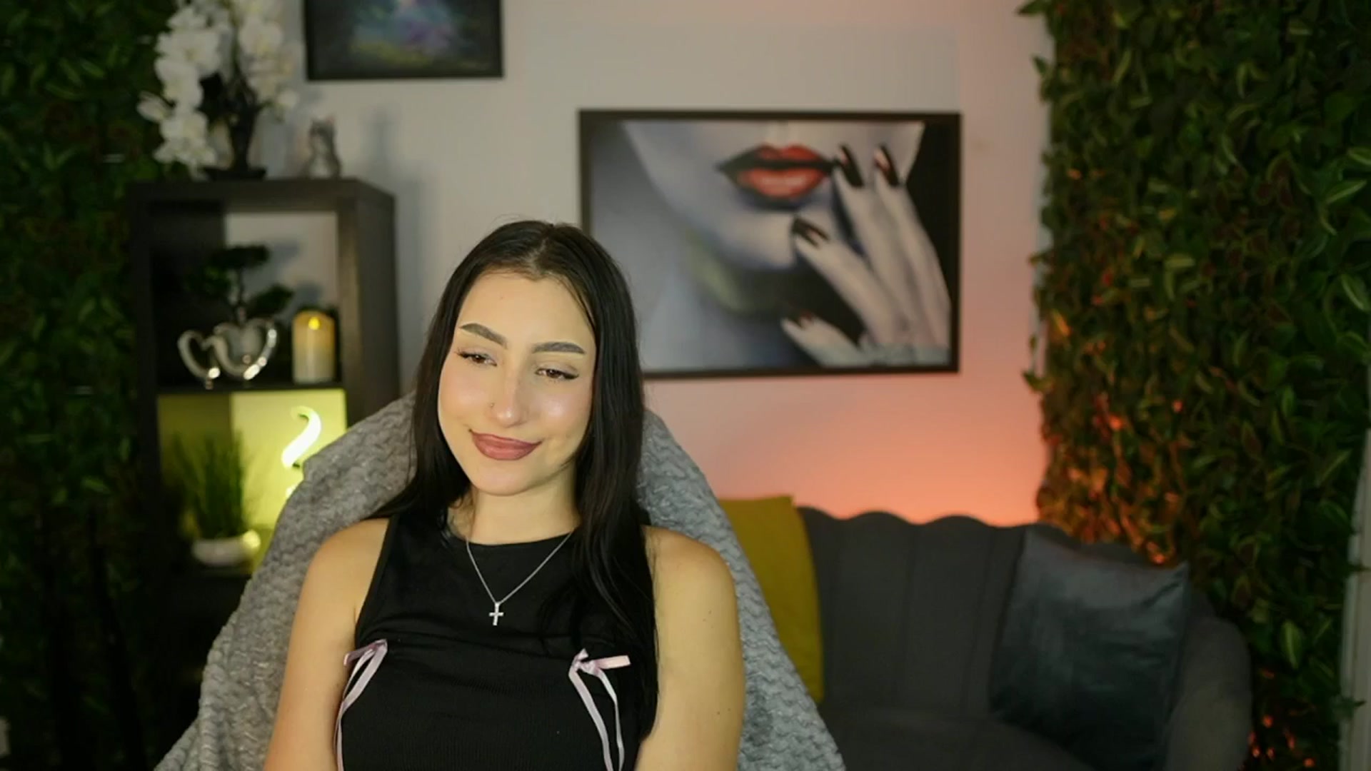 Gallery image thumbnail from Bree_Morgan's myfreecams stream on, 06/24/2025, 17:38 image 2 of 20