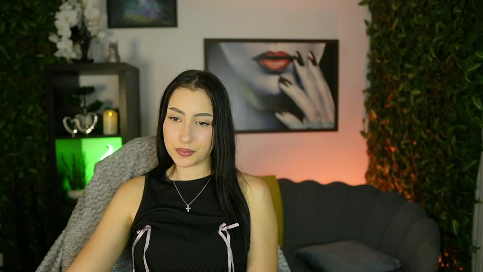 Gallery image thumbnail from Bree_Morgan's myfreecams stream on, 06/24/2025, 17:38 image 18 of 20