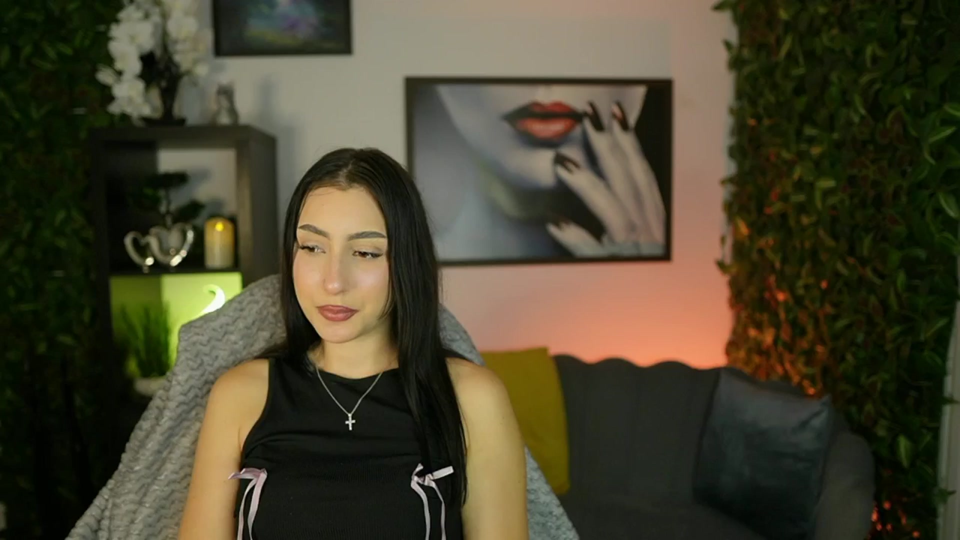 Gallery image thumbnail from Bree_Morgan's myfreecams stream on, 06/24/2025, 17:38 image 13 of 20