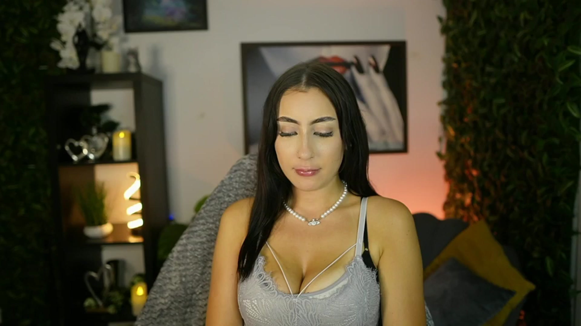 Gallery image thumbnail from Bree_Morgan's myfreecams stream on, 07/24/2025, 17:30 image 12 of 20