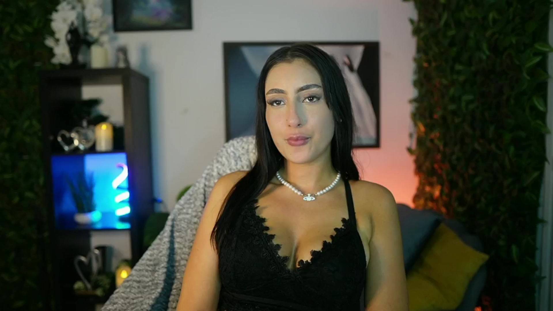 Gallery image thumbnail from Bree_Morgan's myfreecams stream on, 07/27/2025, 17:54 image 5 of 20