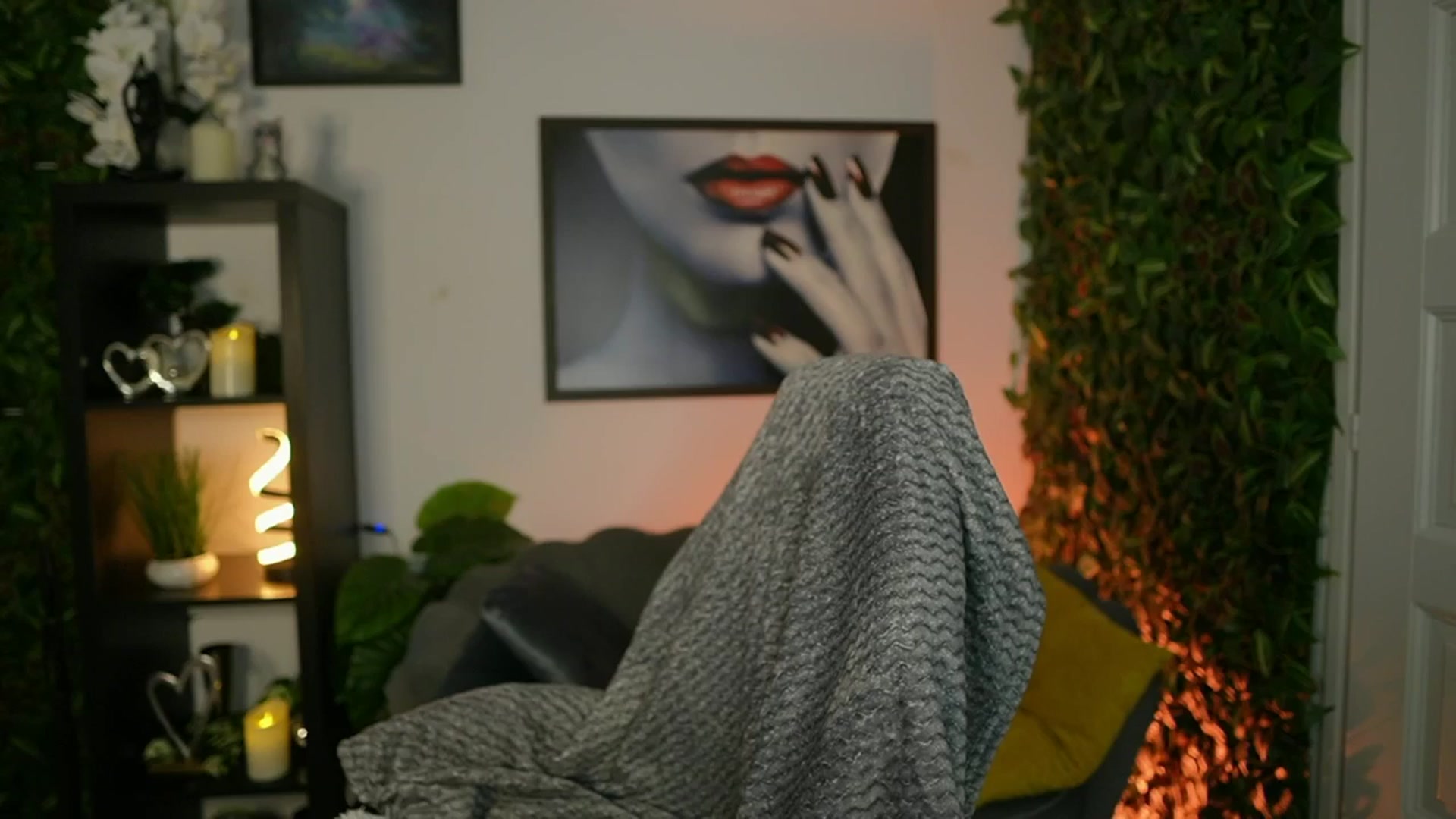 Gallery image thumbnail from Bree_Morgan's myfreecams stream on, 08/04/2025, 17:41 image 2 of 20