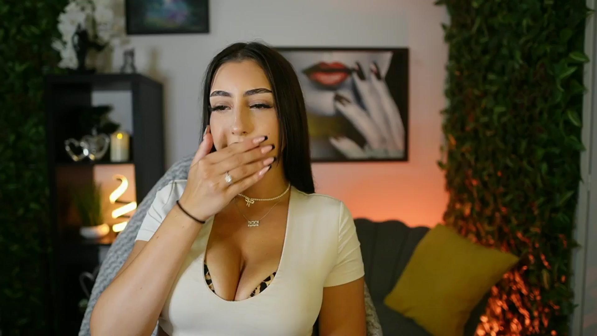 Gallery image thumbnail from Bree_Morgan's myfreecams stream on, 08/10/2025, 14:23 image 18 of 20