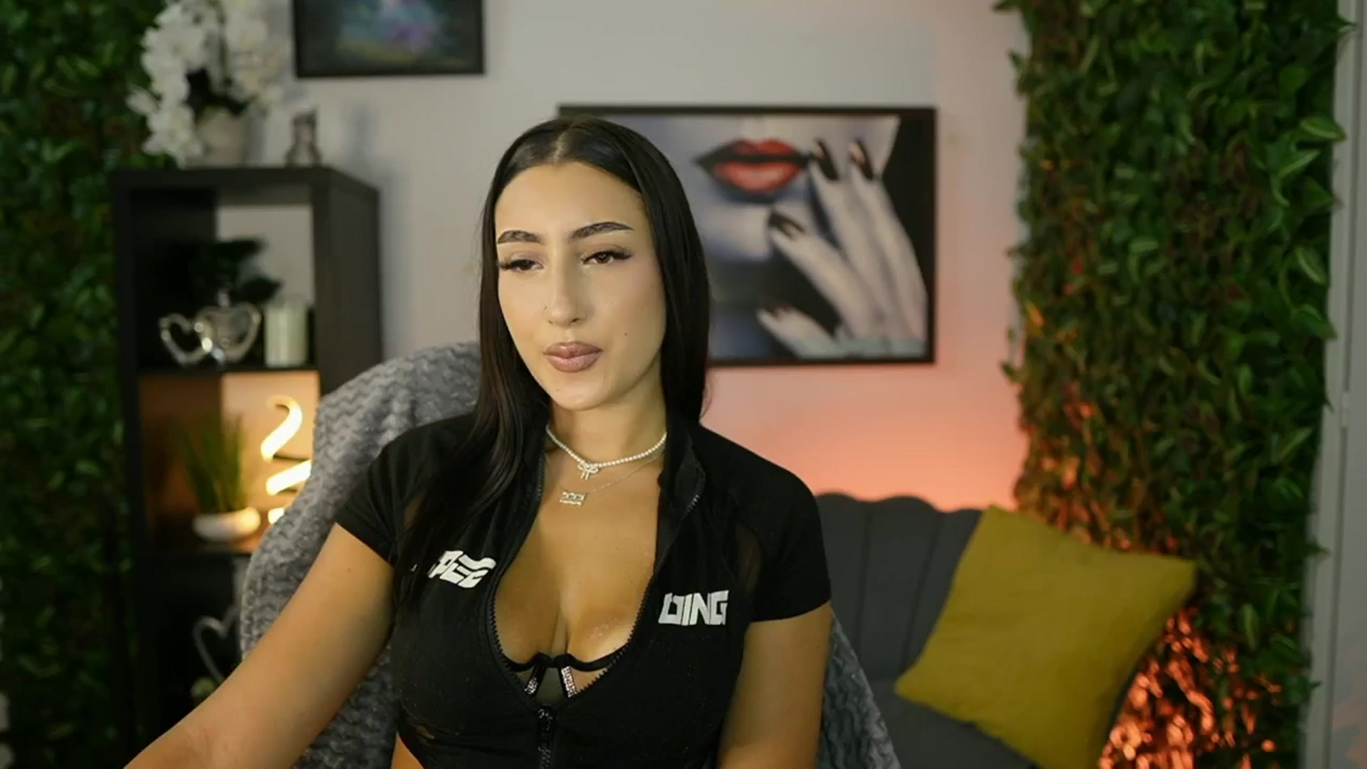 Gallery image thumbnail from Bree_Morgan's myfreecams stream on, 08/11/2025, 15:44 image 2 of 20