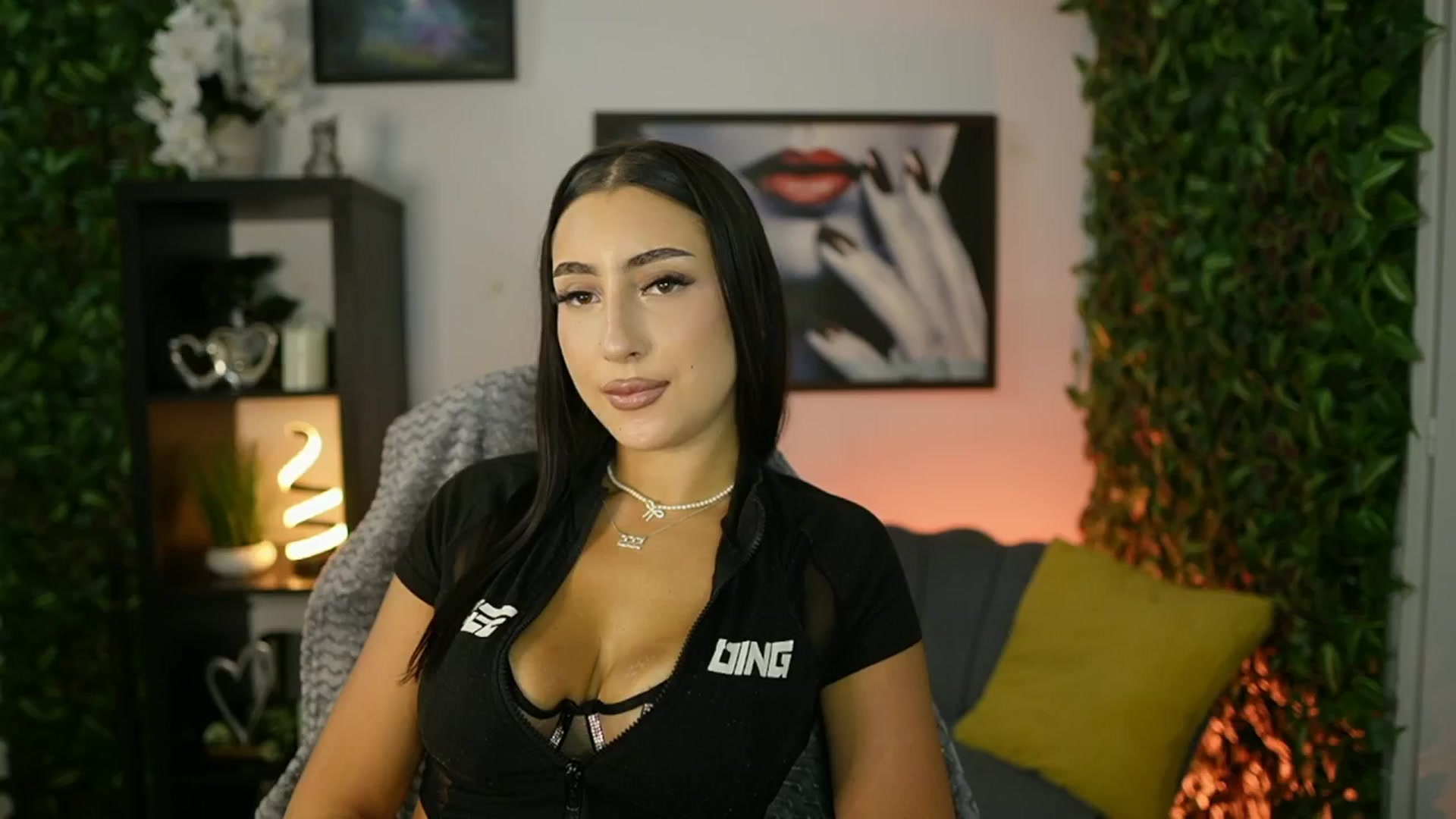 Gallery image thumbnail from Bree_Morgan's myfreecams stream on, 08/11/2025, 15:44 image 4 of 20